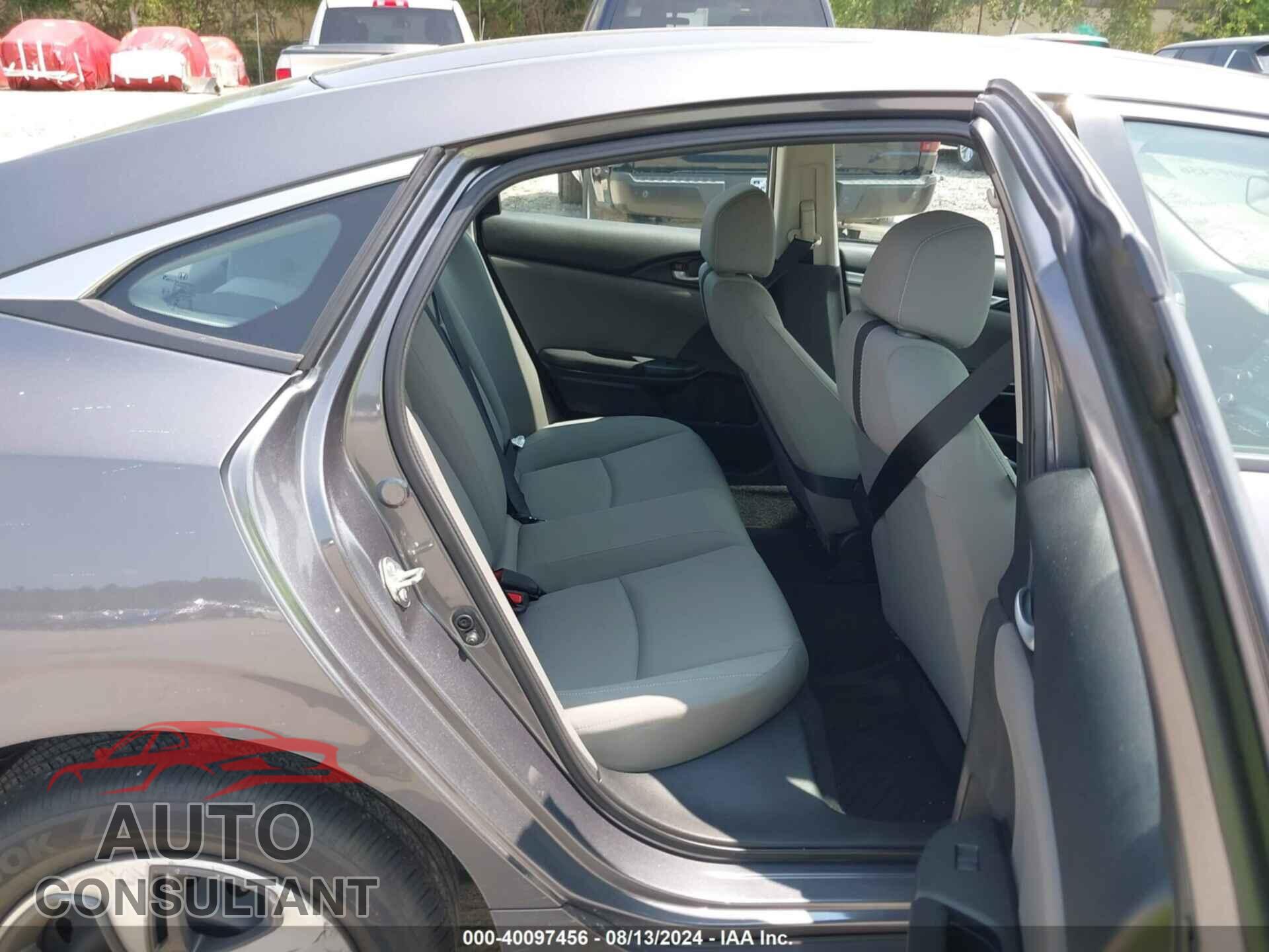HONDA CIVIC 2019 - 2HGFC2F67KH595793