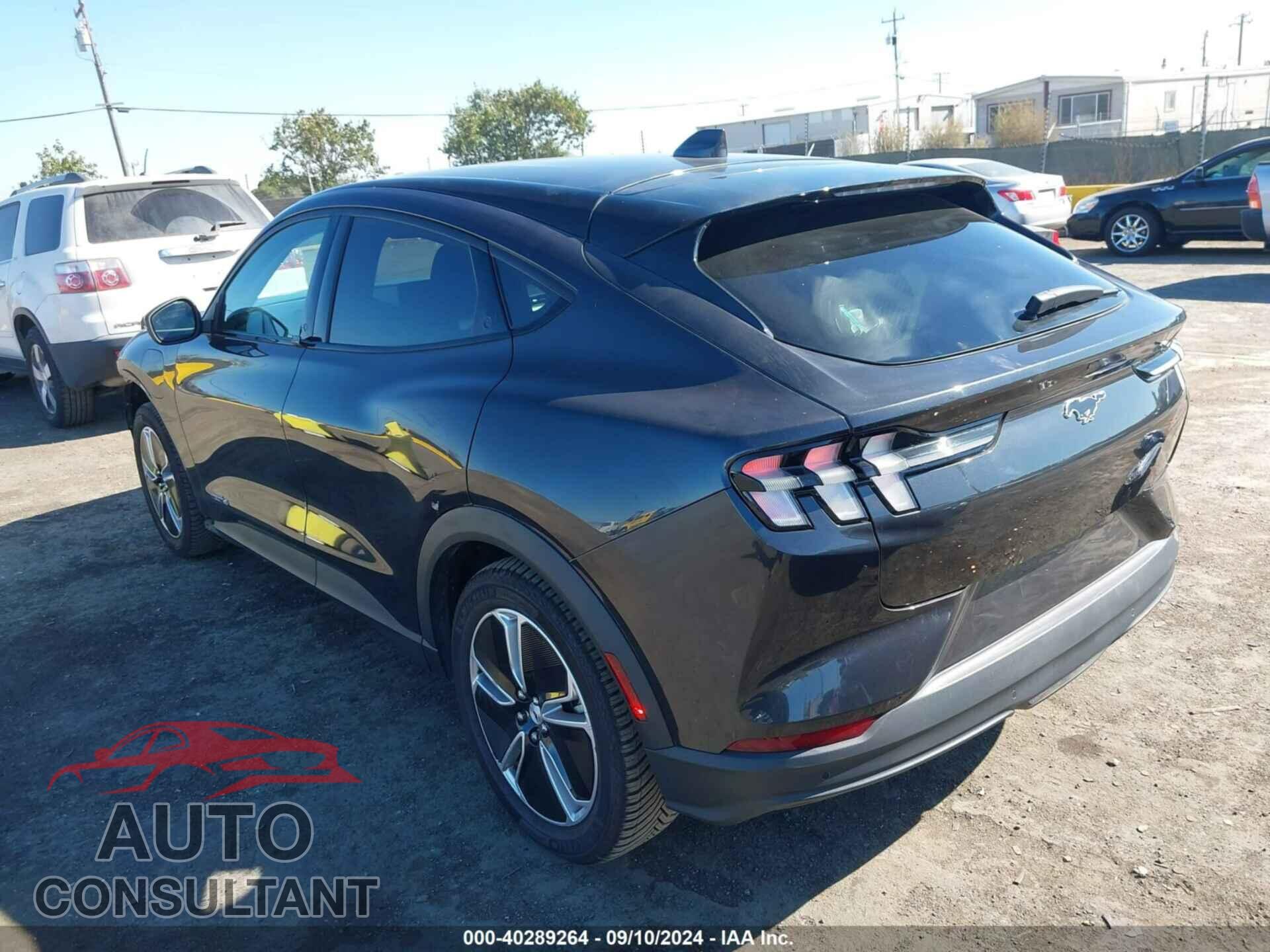 FORD MUSTANG MACH-E 2022 - 3FMTK1SS2NMA18673