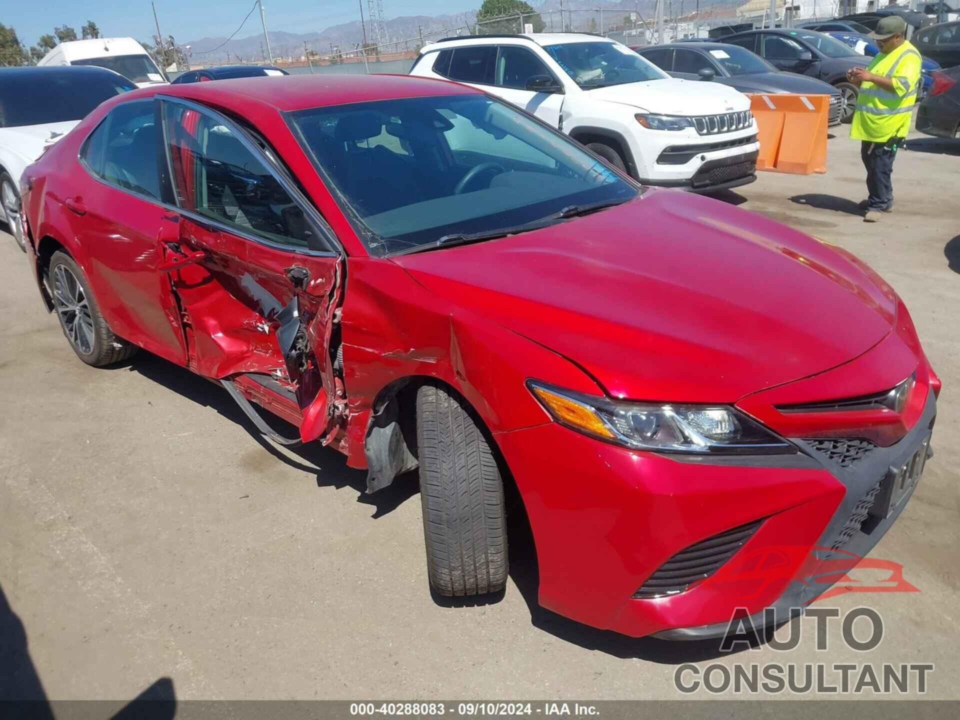 TOYOTA CAMRY 2019 - 4T1B11HK3KU241642