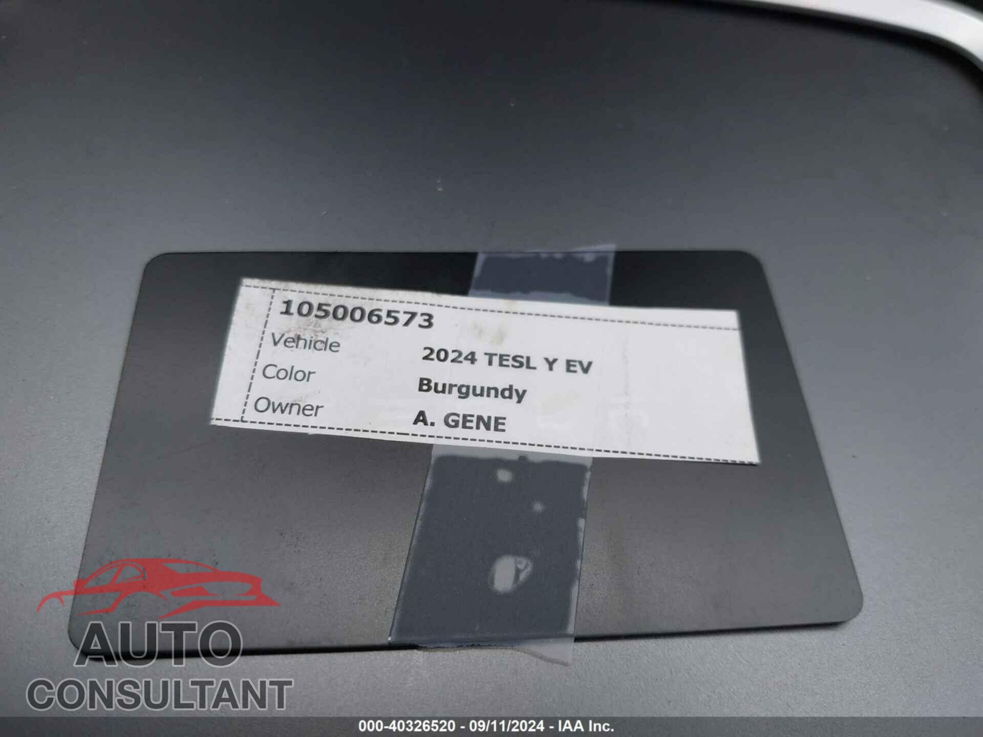 TESLA MODEL Y 2024 - 7SAYGDED5RF095609