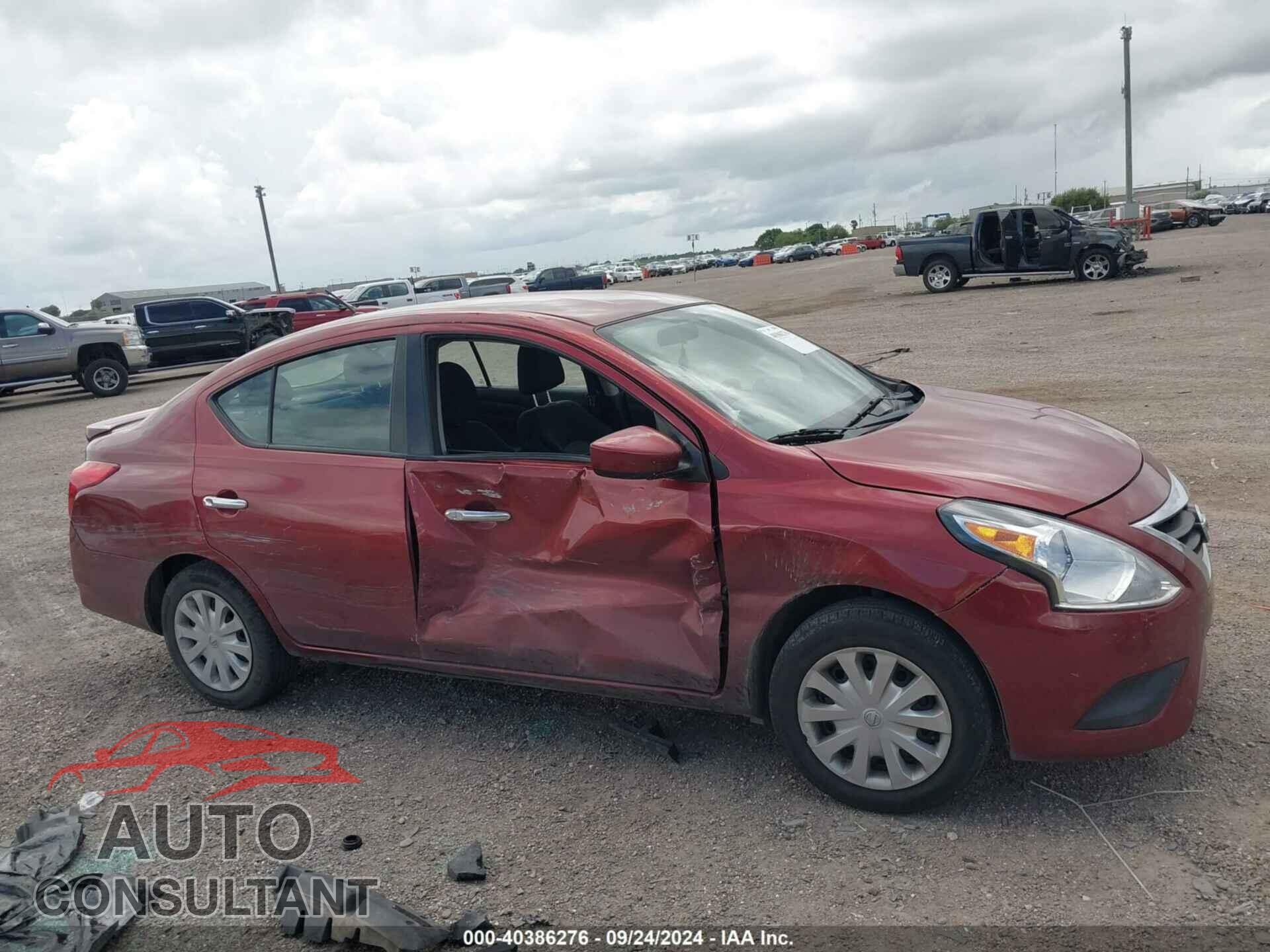 NISSAN VERSA 2019 - 3N1CN7AP3KL869165