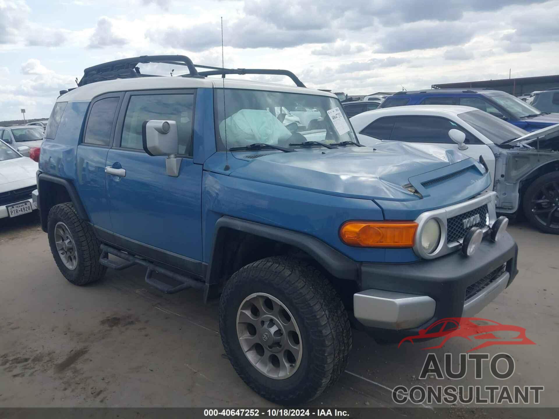 TOYOTA FJ CRUISER 2012 - JTEBU4BF3CK119610
