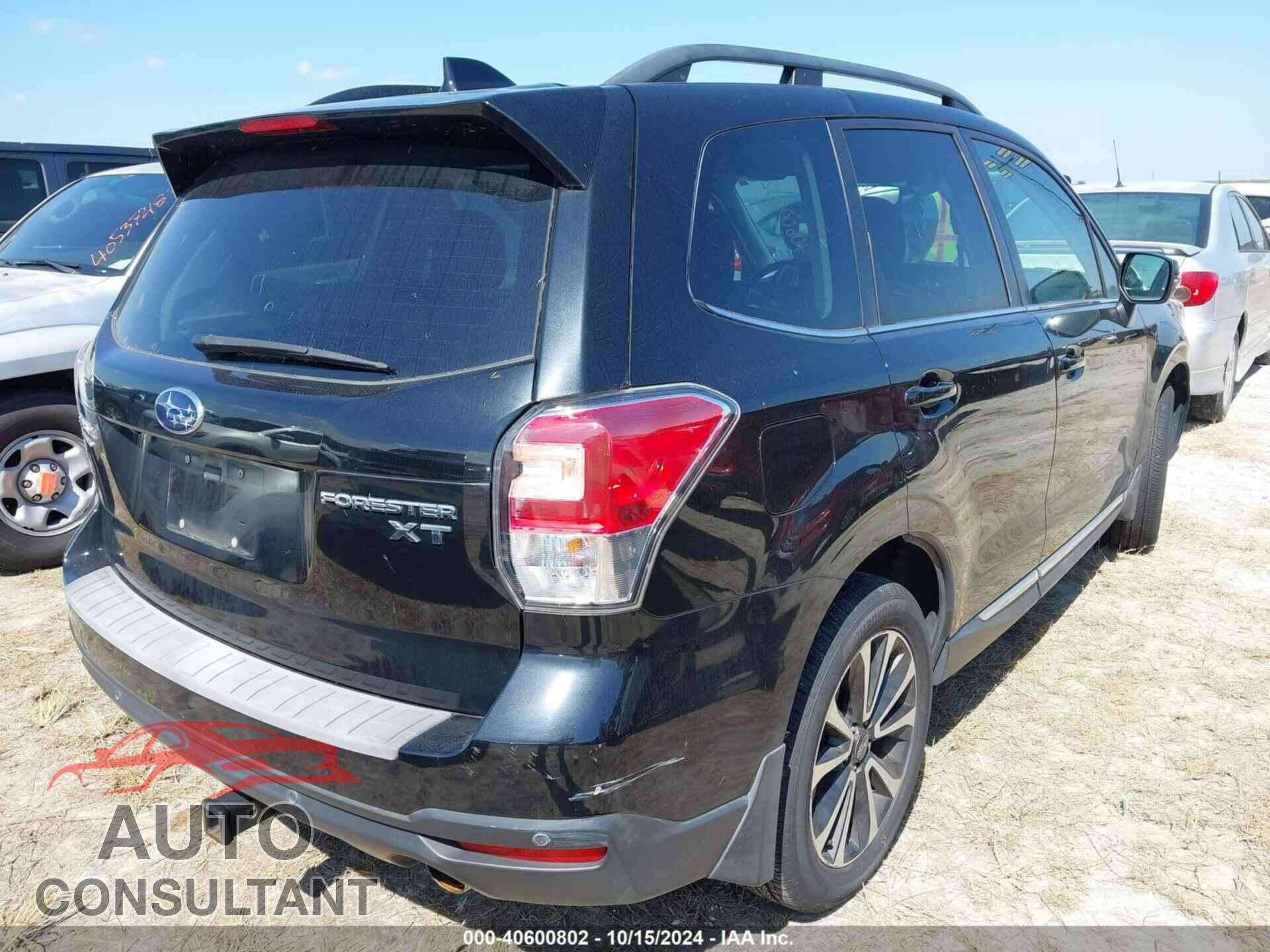 SUBARU FORESTER 2018 - JF2SJGWC2JH419357
