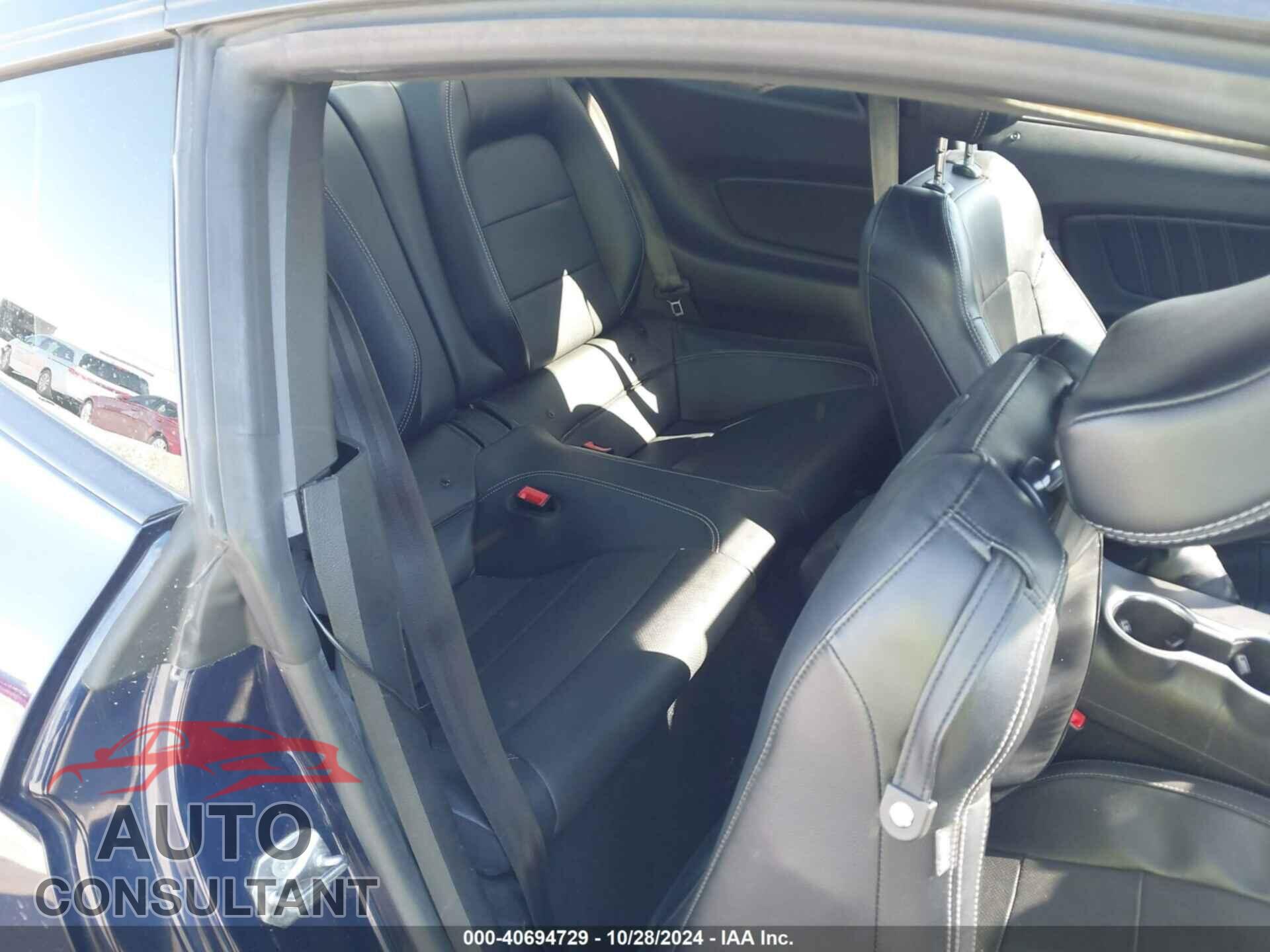 FORD MUSTANG 2019 - 1FA6P8CF5K5166207
