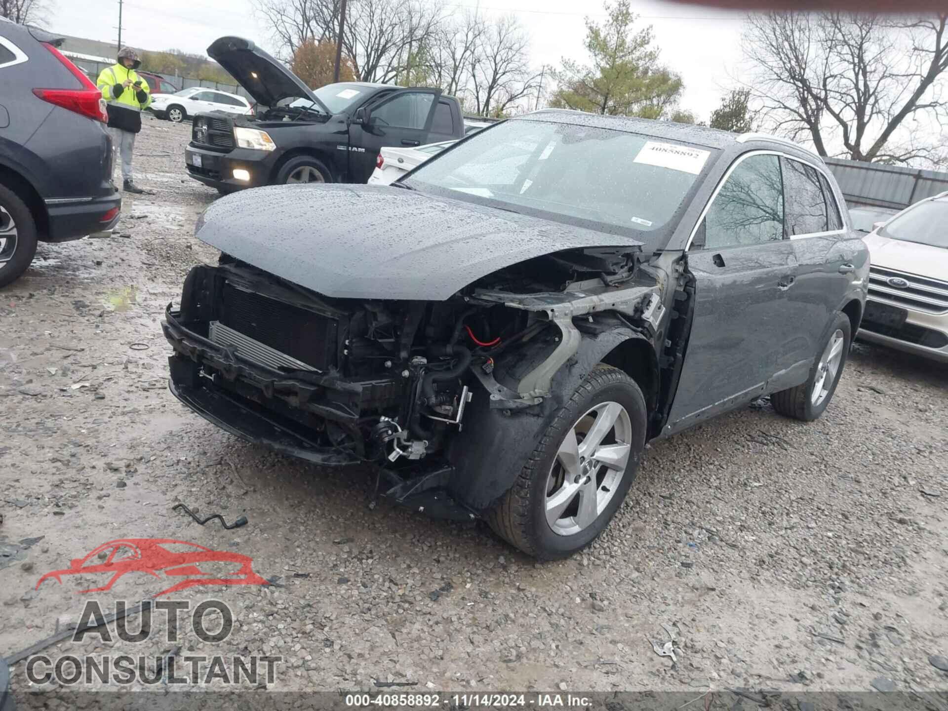 AUDI Q3 2020 - WA1AECF37L1011675