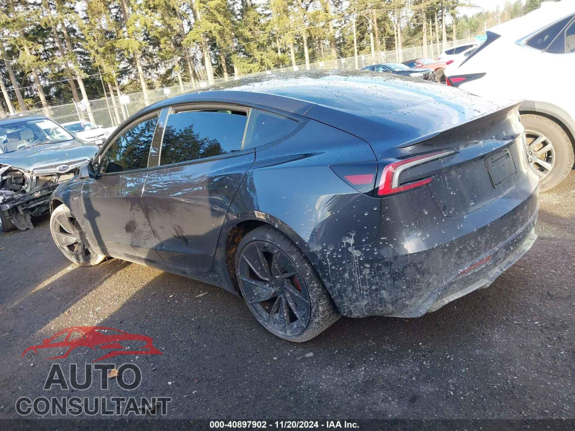 TESLA MODEL 3 2024 - 5YJ3E1ET2RF796238
