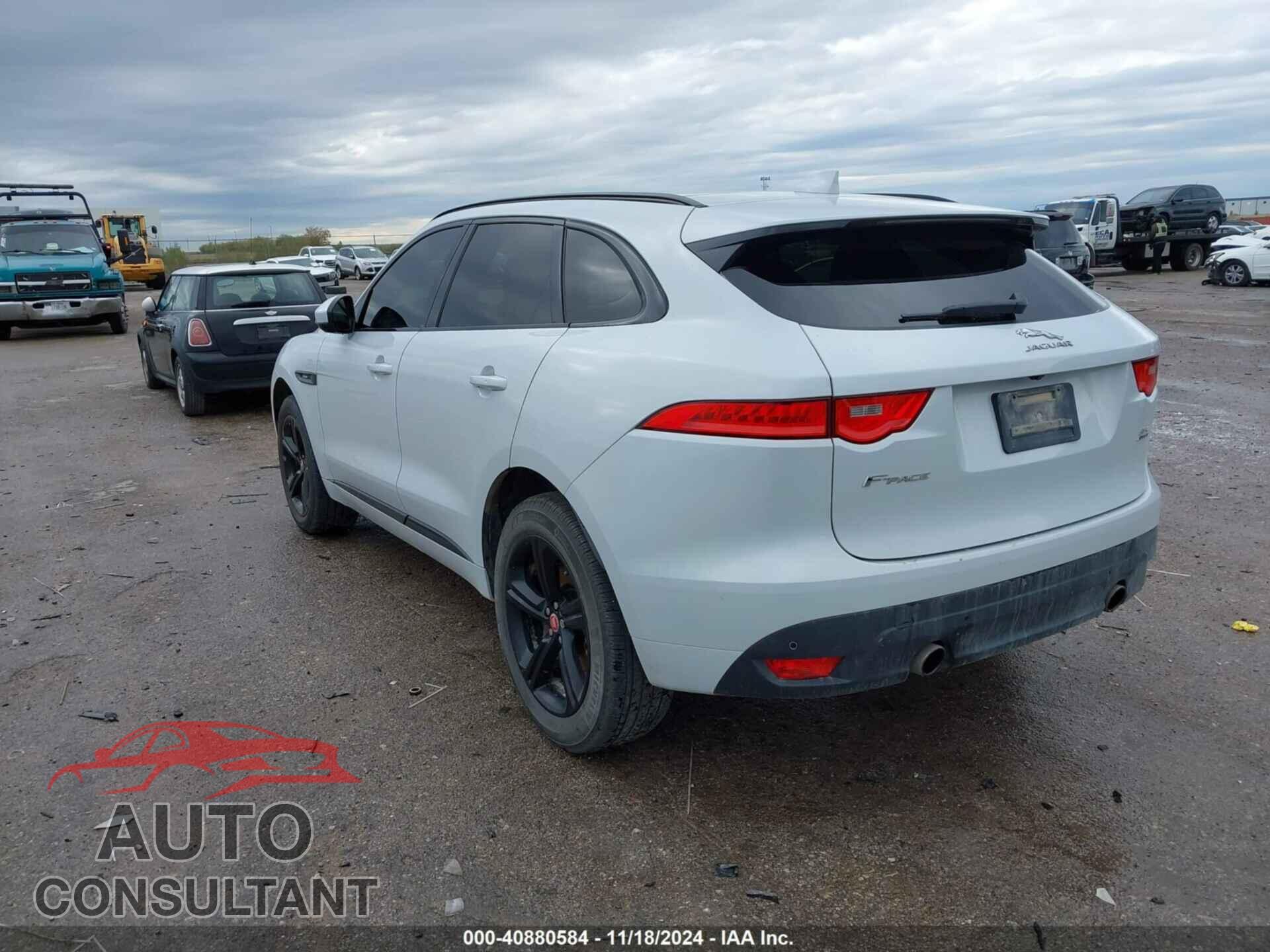 JAGUAR F-PACE 2017 - SADCL2BV7HA073949