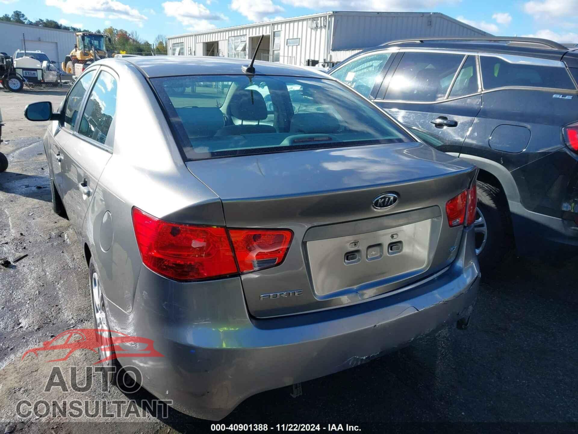 KIA FORTE 2012 - KNAFU4A21C5580224