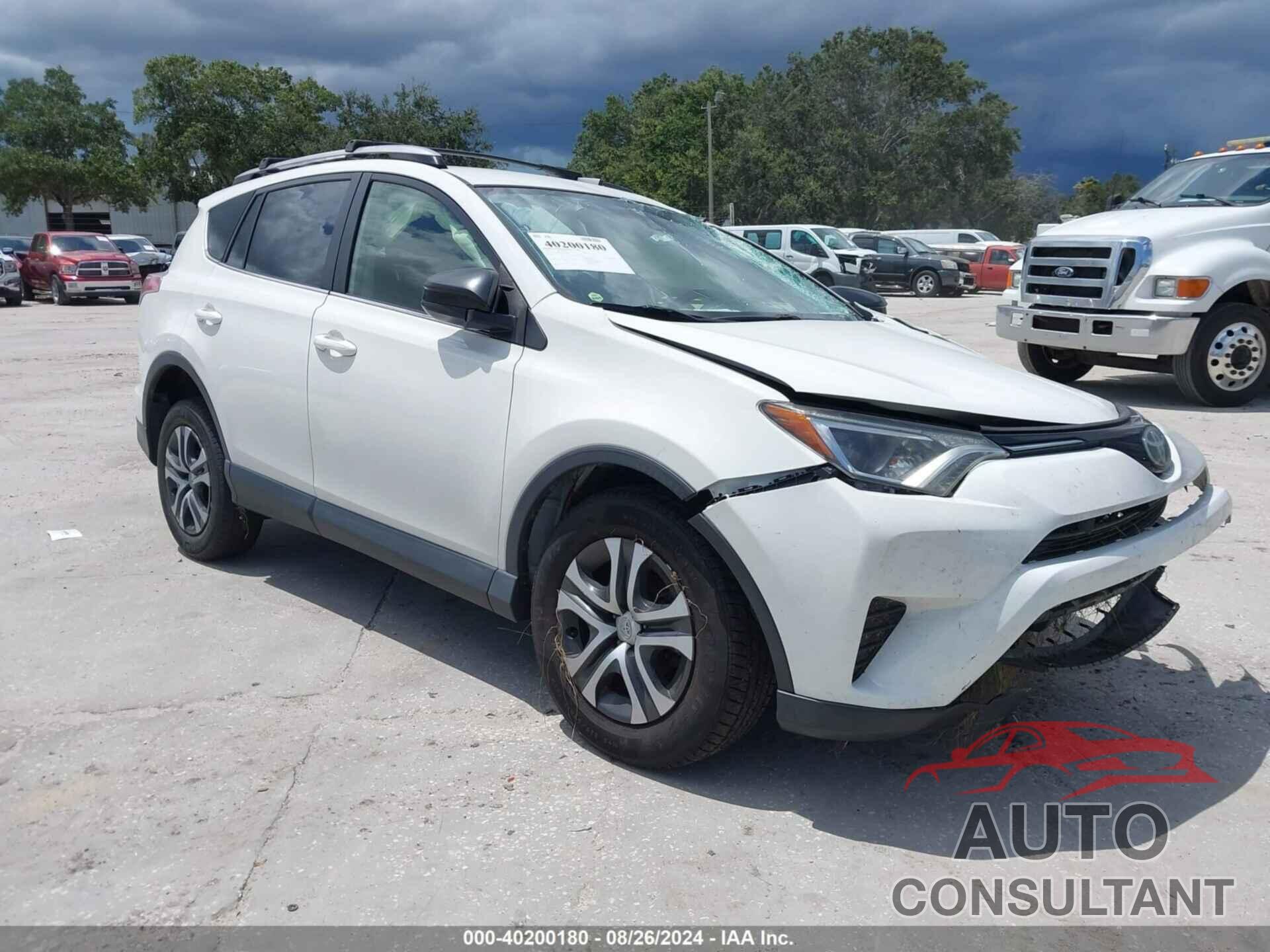 TOYOTA RAV4 2017 - JTMZFREV6HJ706944