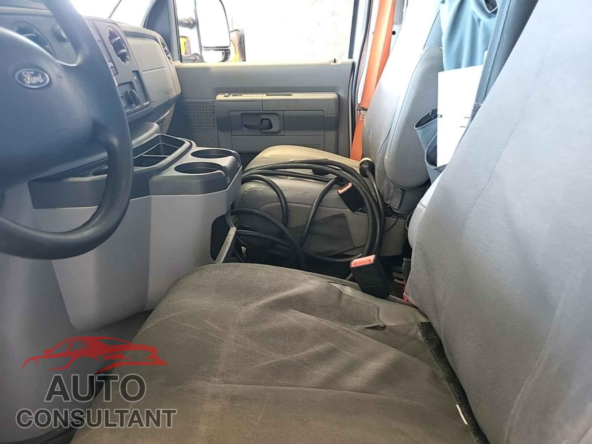 FORD E-450 CUTAWAY 2017 - 1FDXE4FS5HDC72219