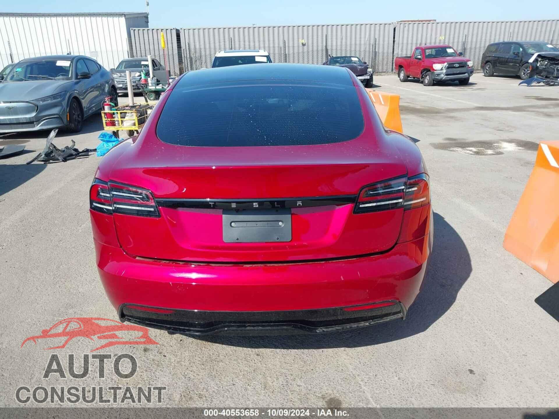 TESLA MODEL S 2023 - 5YJSA1E5XPF522145
