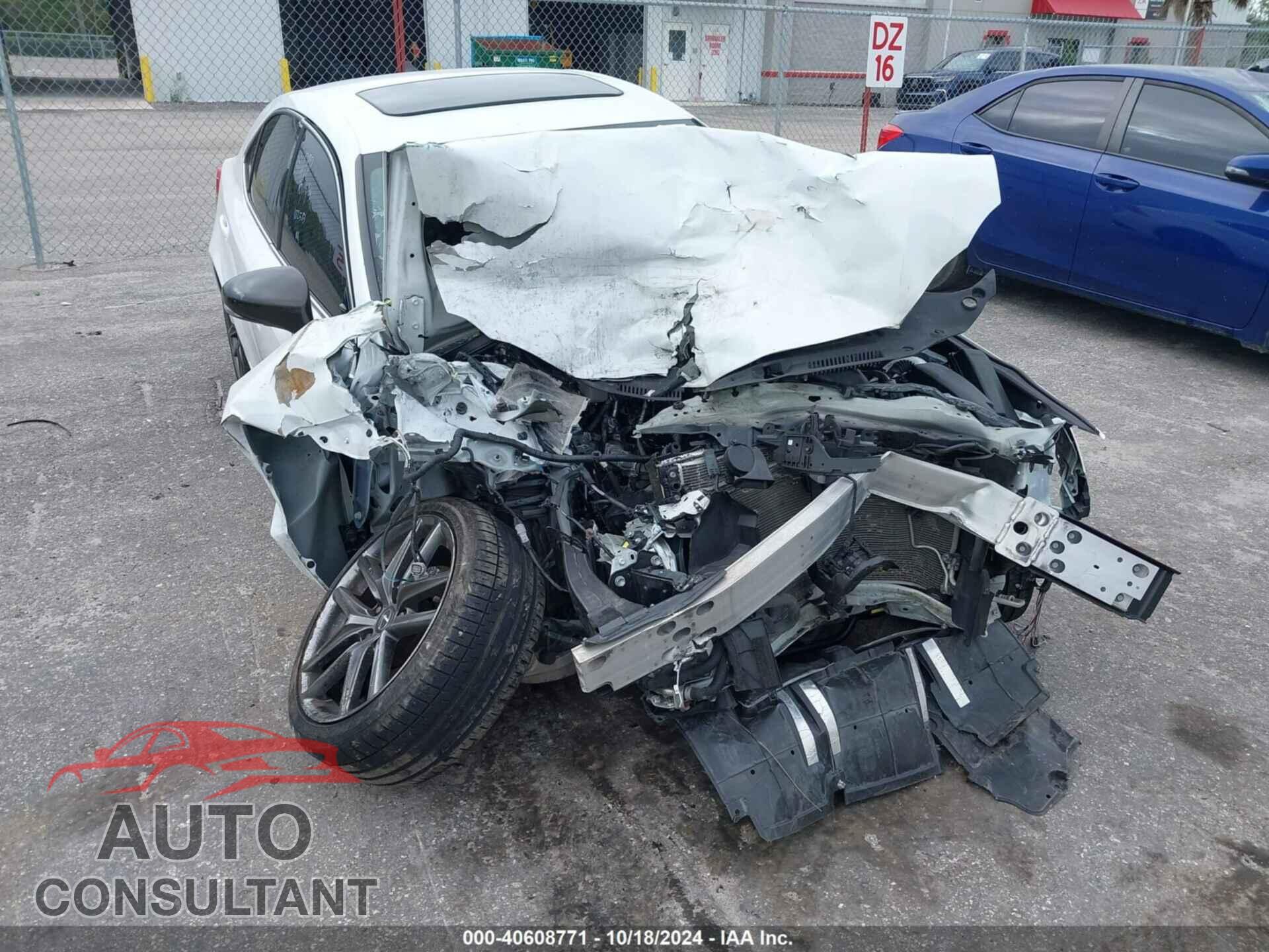 LEXUS IS 300 2020 - JTHGA1D26L5102583
