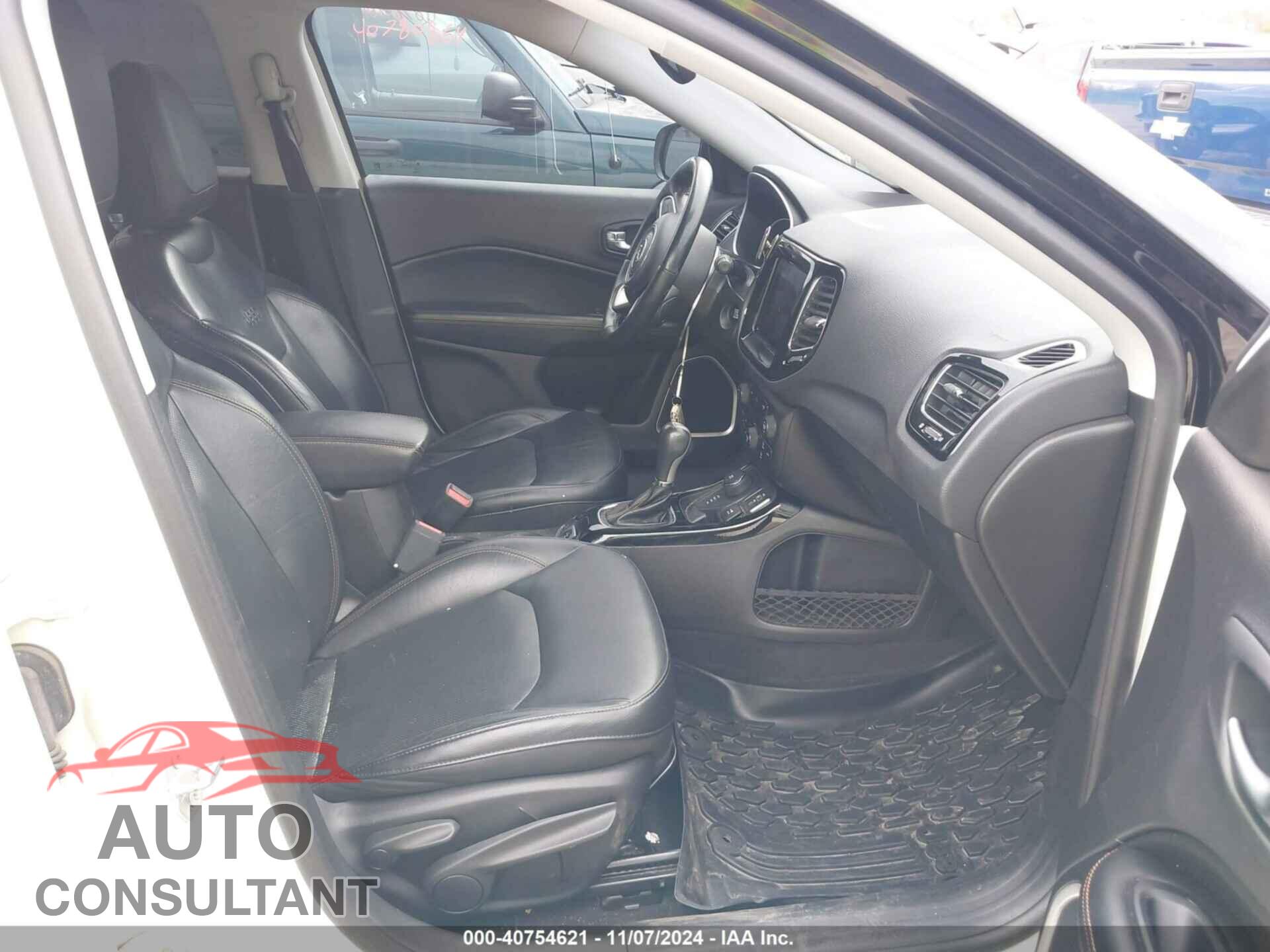 JEEP COMPASS 2018 - 3C4NJDCB1JT135628