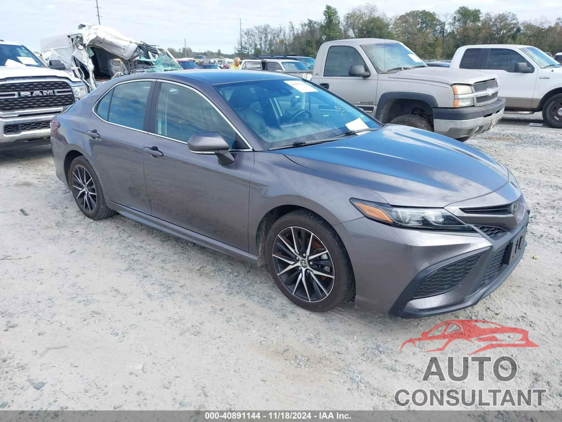 TOYOTA CAMRY 2022 - 4T1G11AK6NU063312