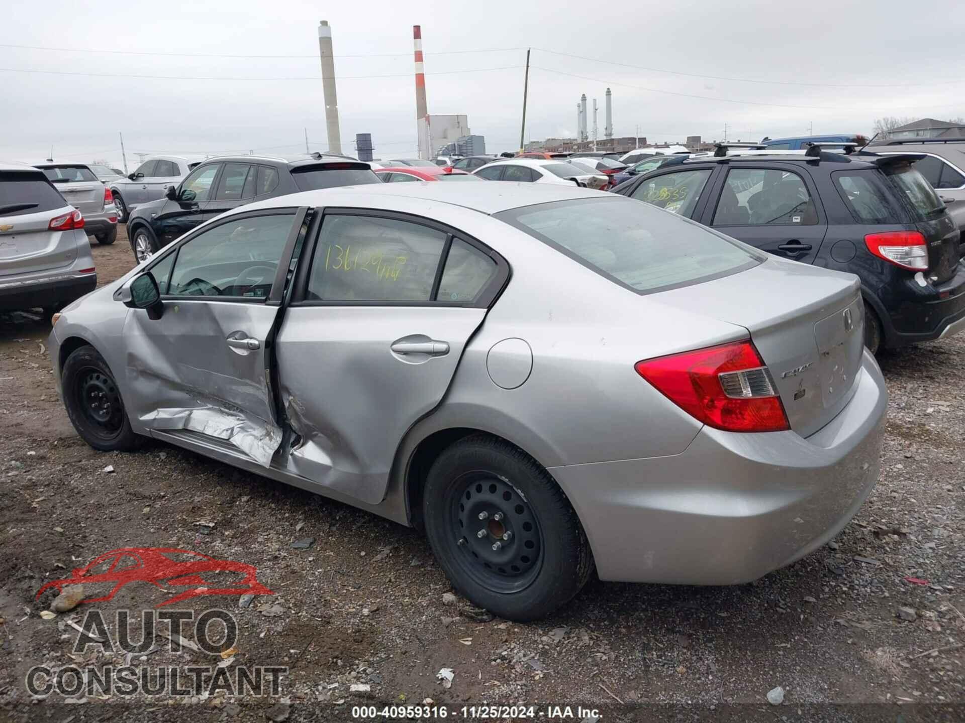 HONDA CIVIC 2012 - 2HGFB2F50CH611831