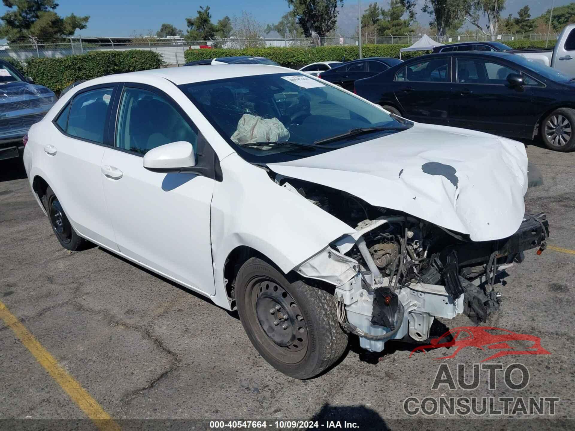 TOYOTA COROLLA 2018 - 2T1BURHE8JC069155