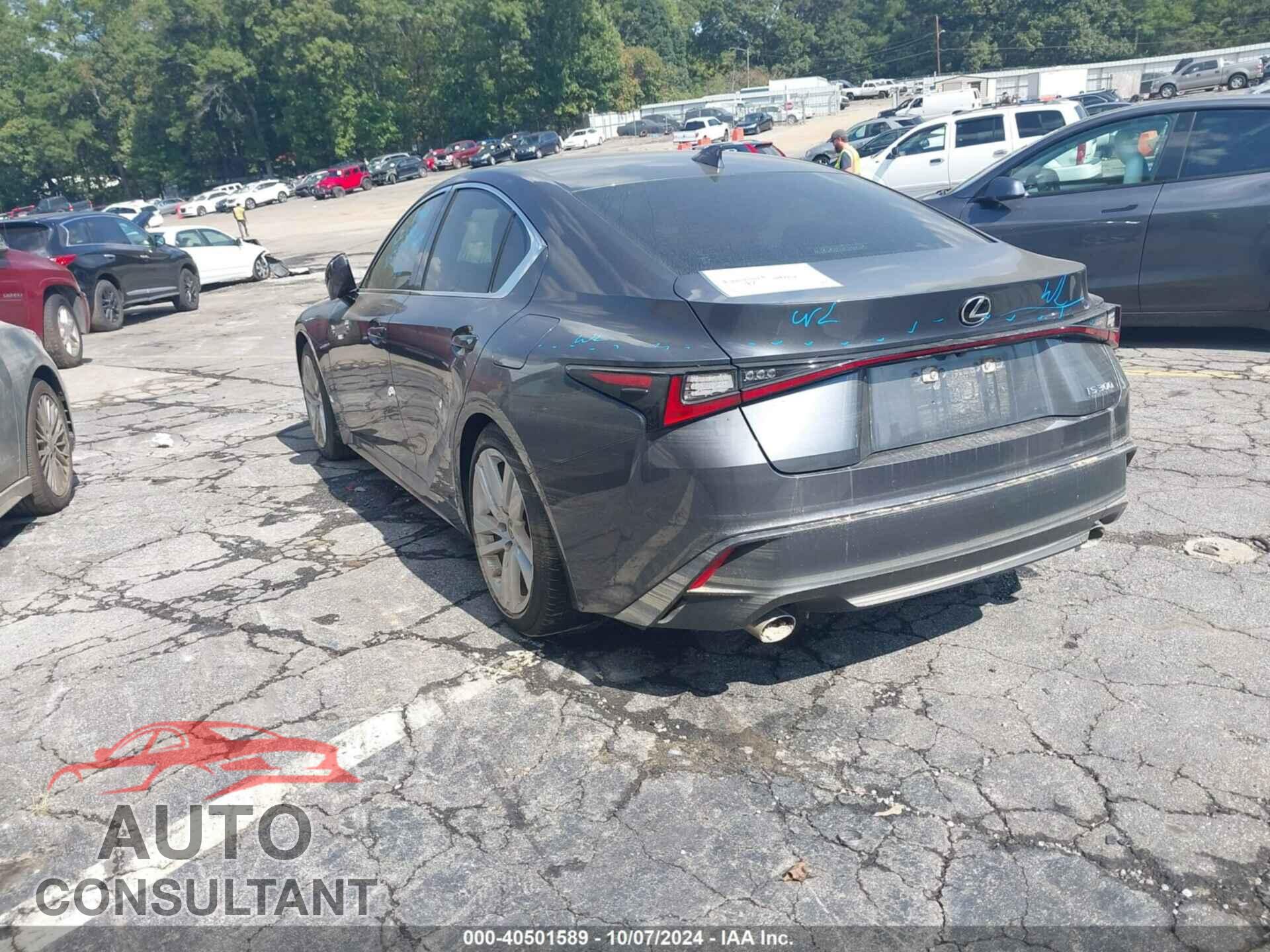 LEXUS IS 300 2021 - JTHCA1D22M5116870