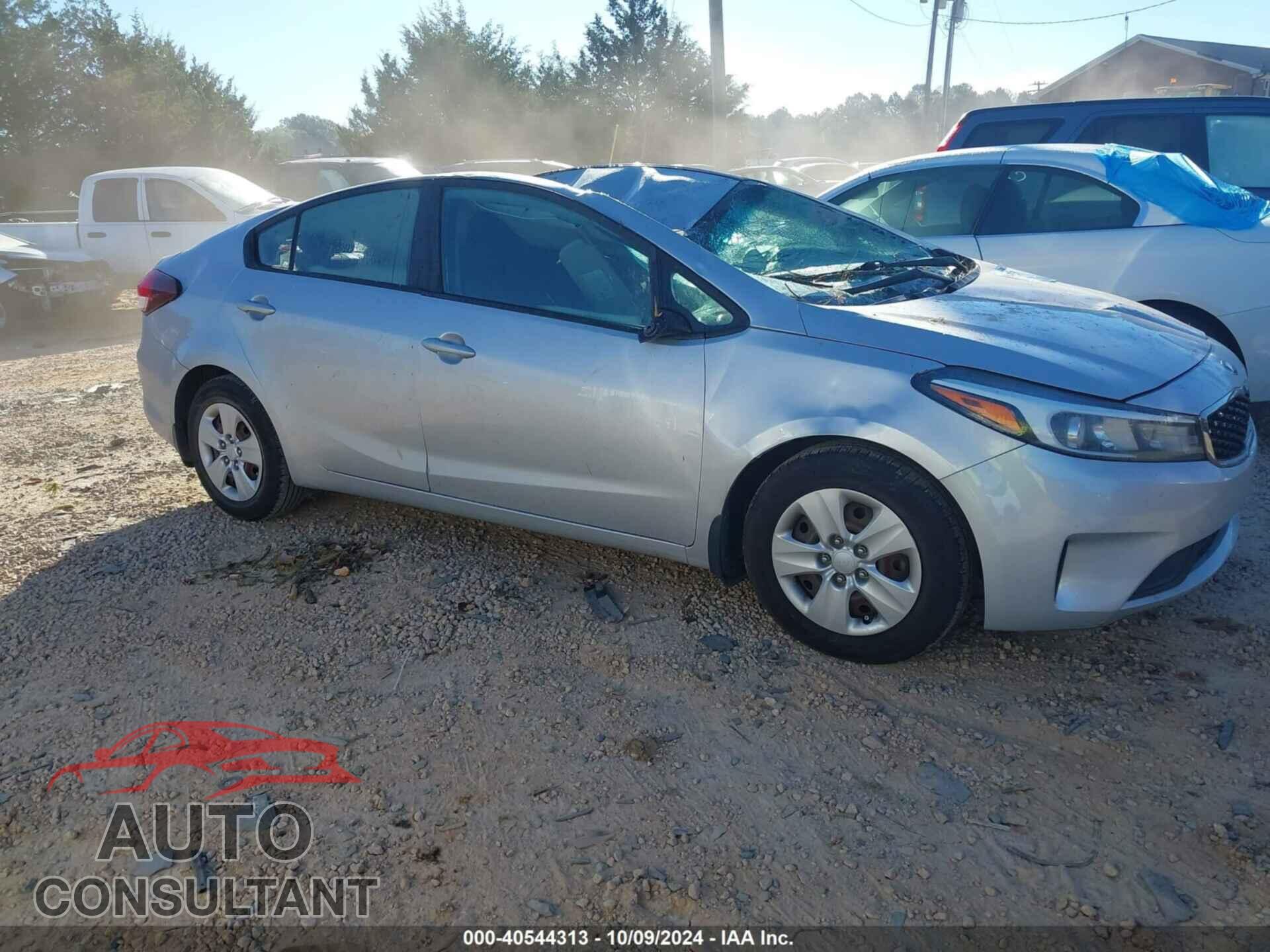 KIA FORTE 2017 - 3KPFK4A79HE054973
