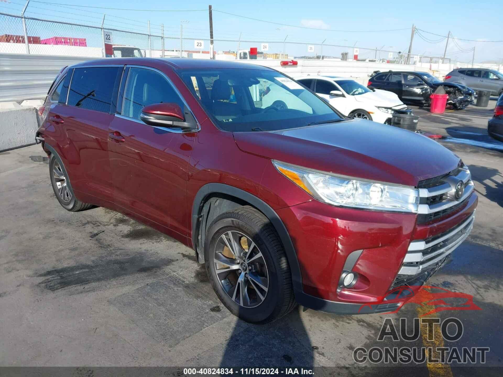 TOYOTA HIGHLANDER 2018 - 5TDBZRFH6JS804799