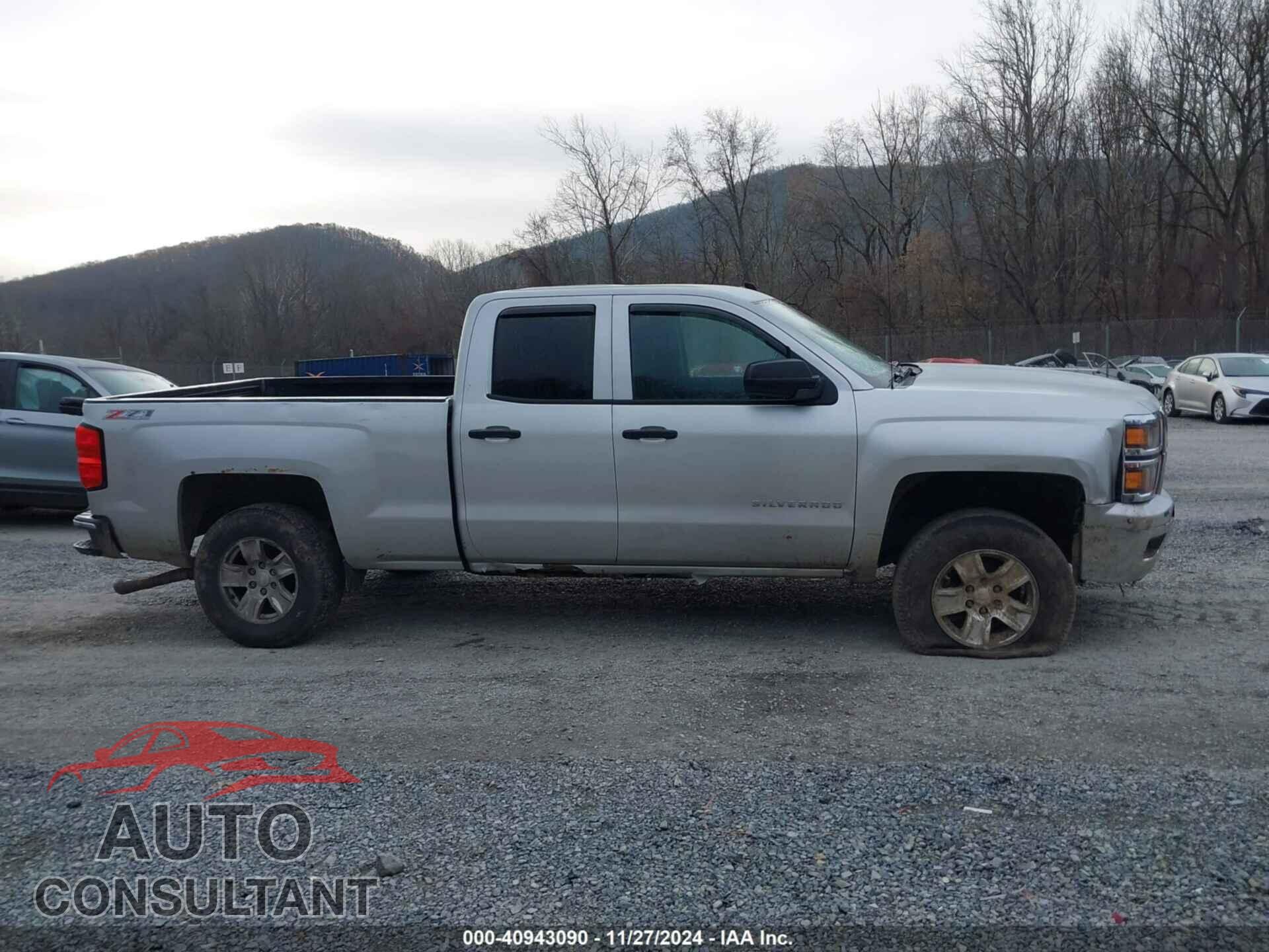 CHEVROLET SILVERADO 1500 2014 - 1GCVKREC2EZ405514