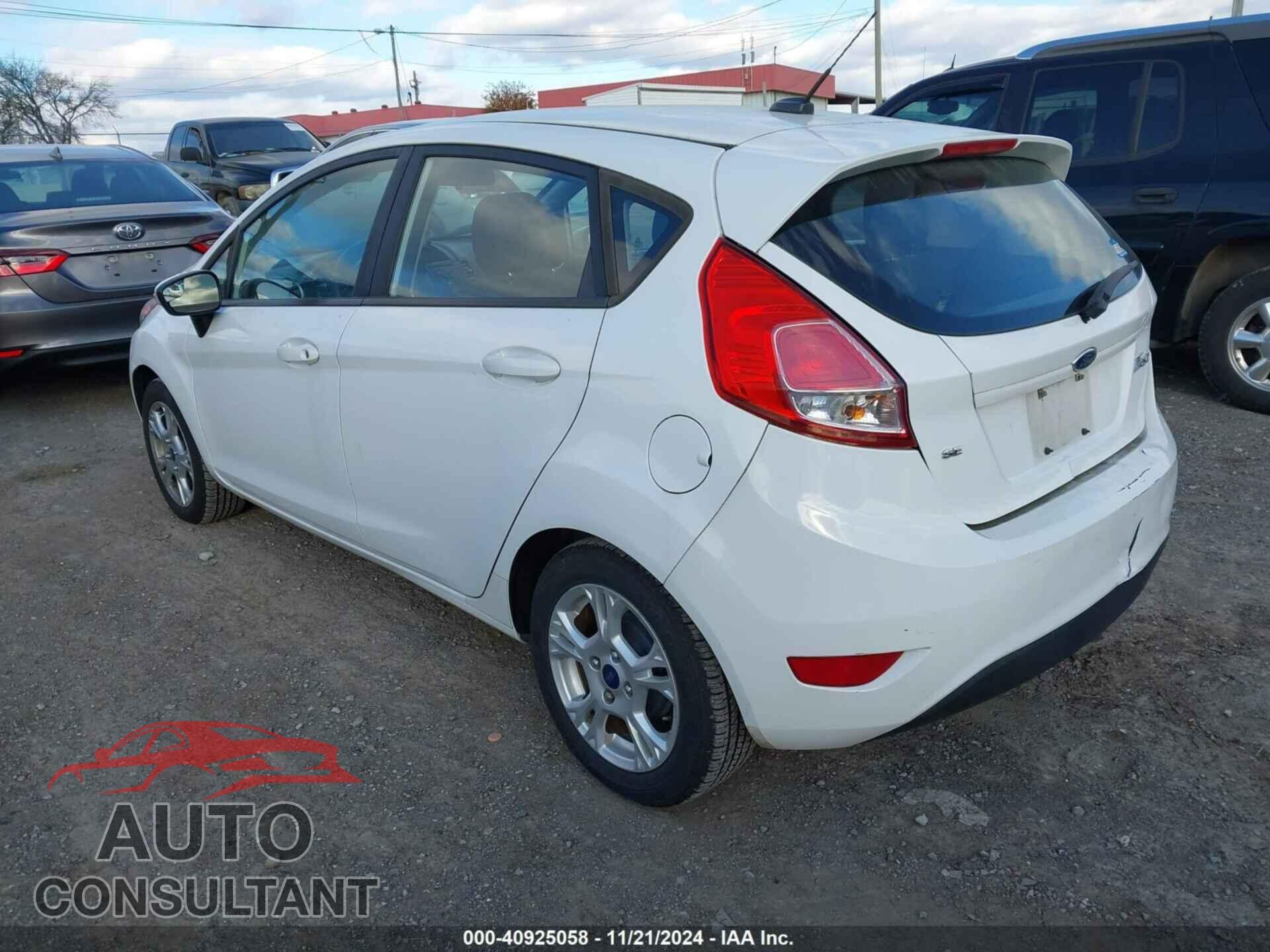 FORD FIESTA 2015 - 3FADP4EJ7FM187108