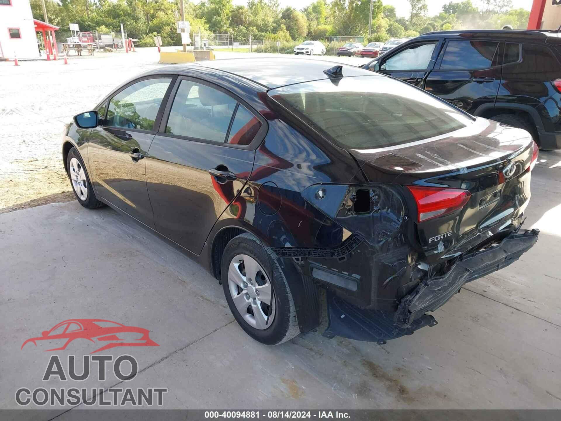 KIA FORTE 2017 - 3KPFK4A75HE138076
