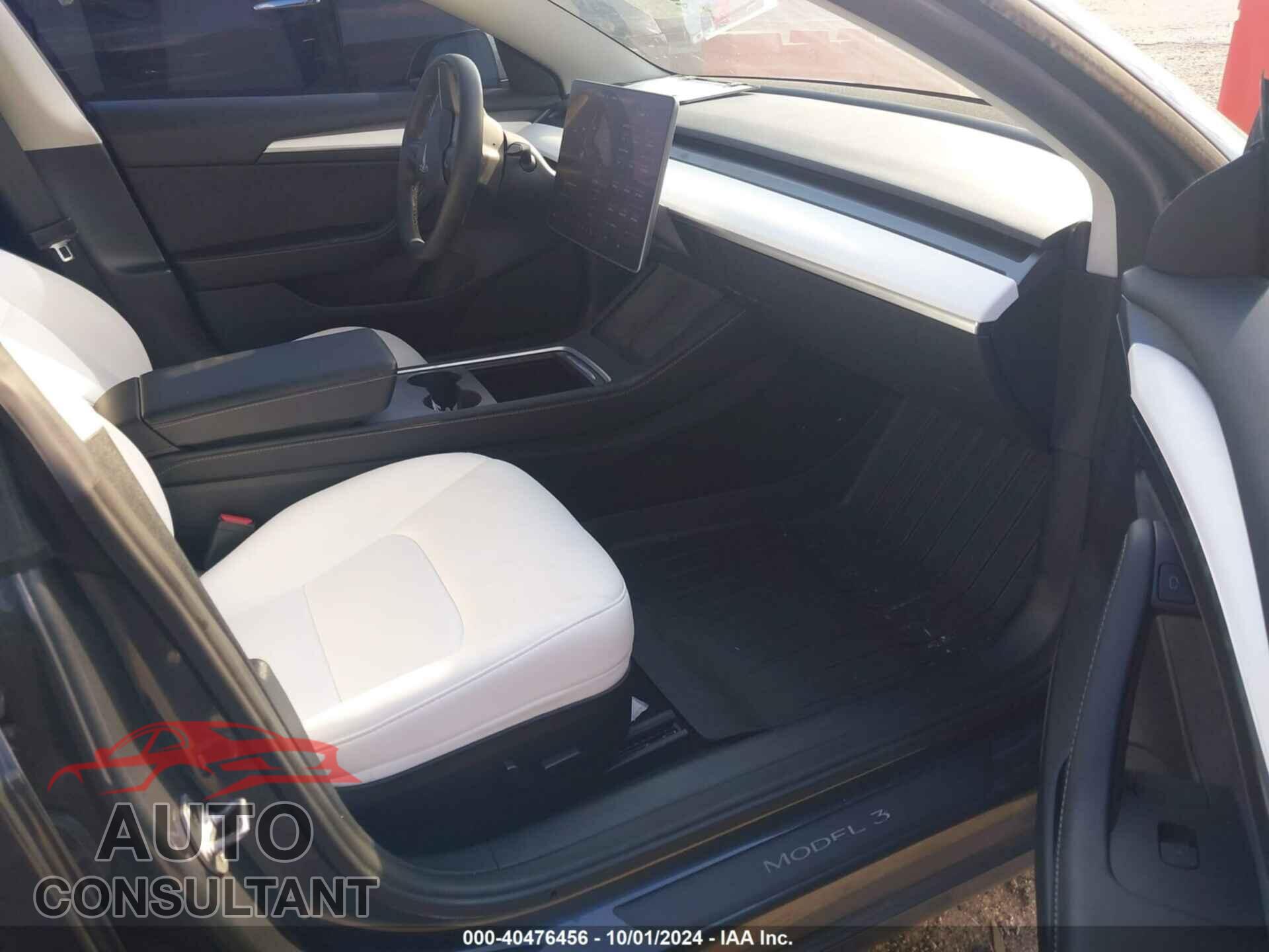 TESLA MODEL 3 2022 - 5YJ3E1EB6NF245389