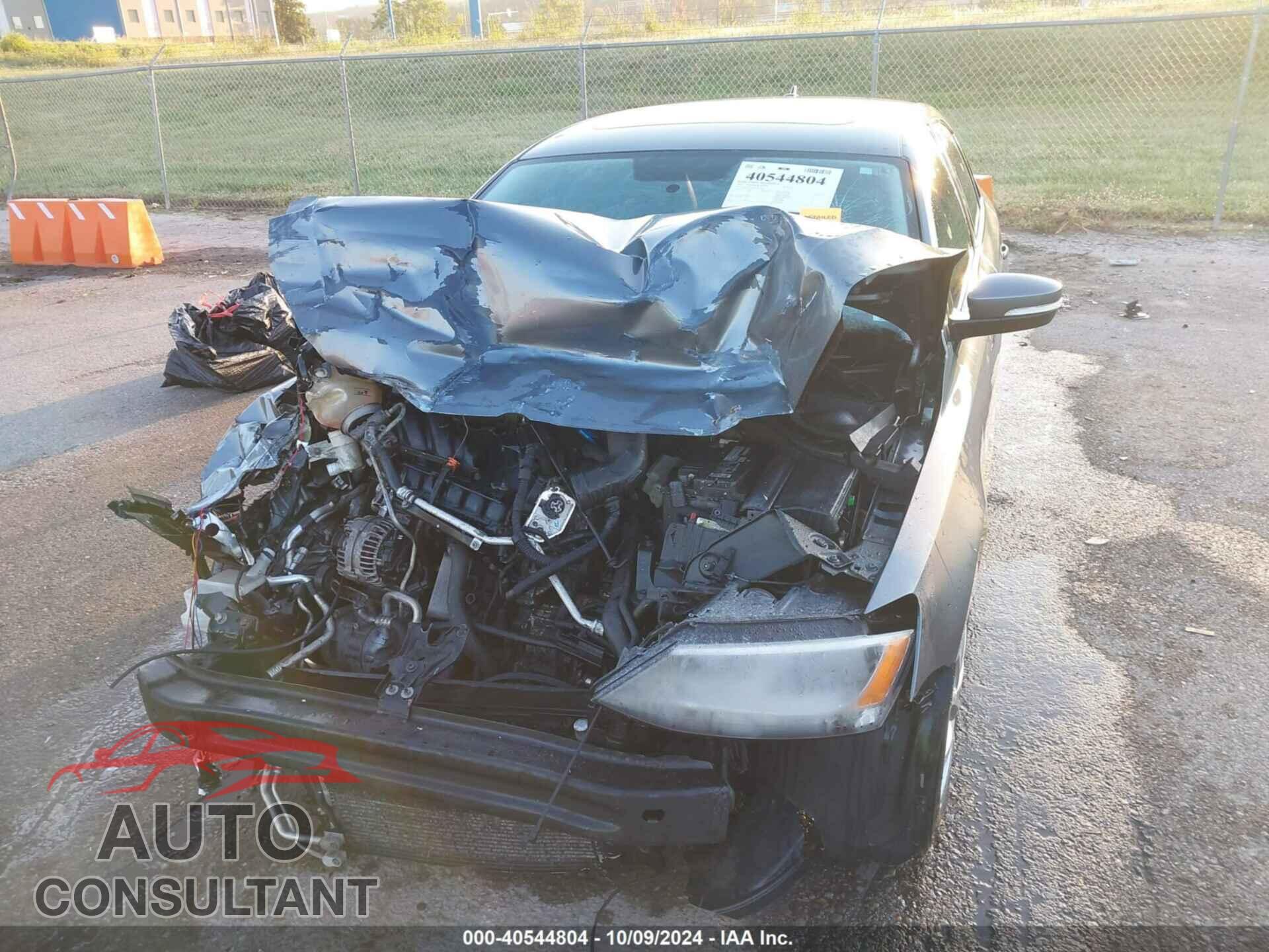 VOLKSWAGEN JETTA 2012 - 3VWDX7AJ8CM324566