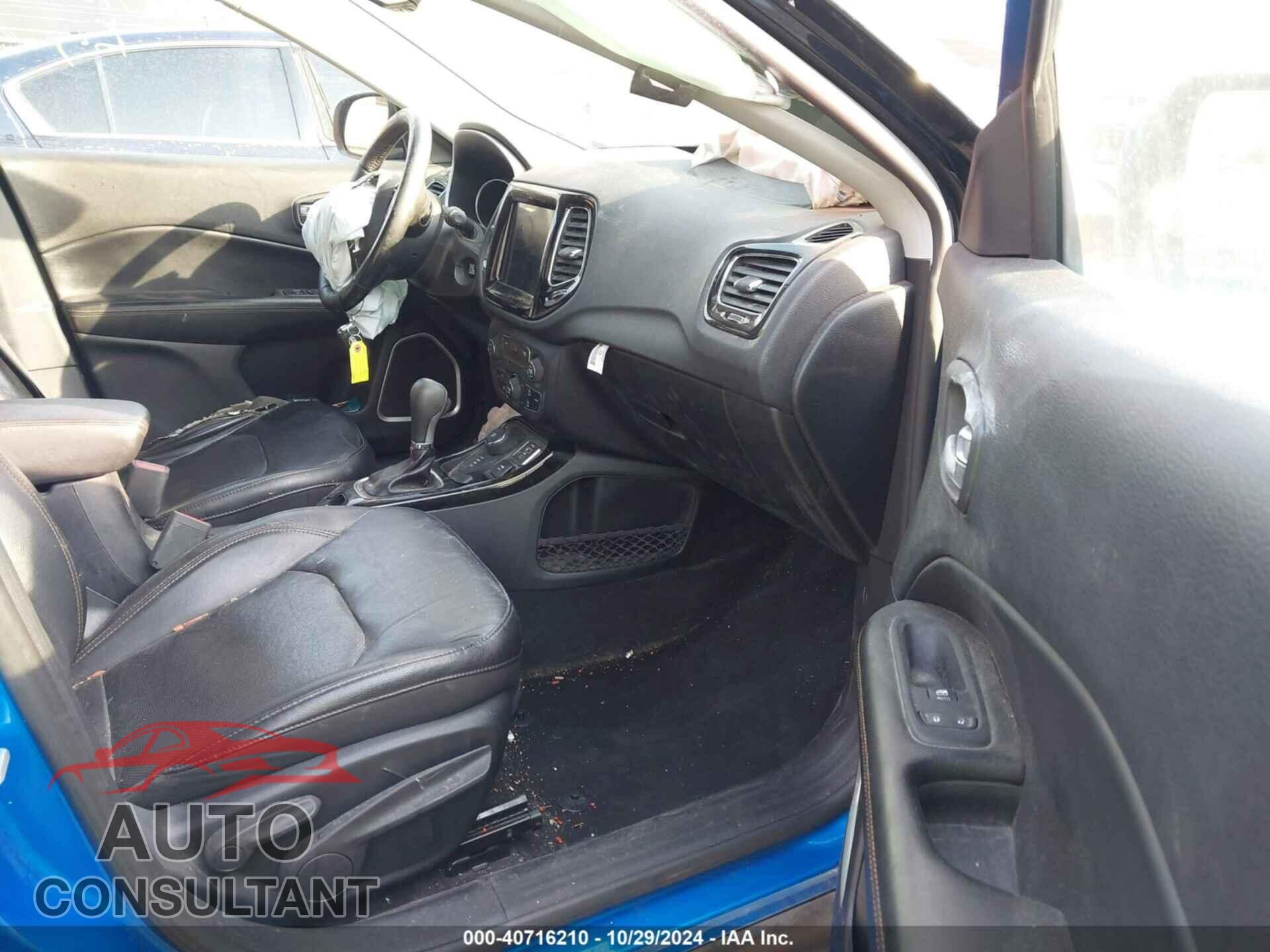 JEEP COMPASS 2019 - 3C4NJDCB5KT673878
