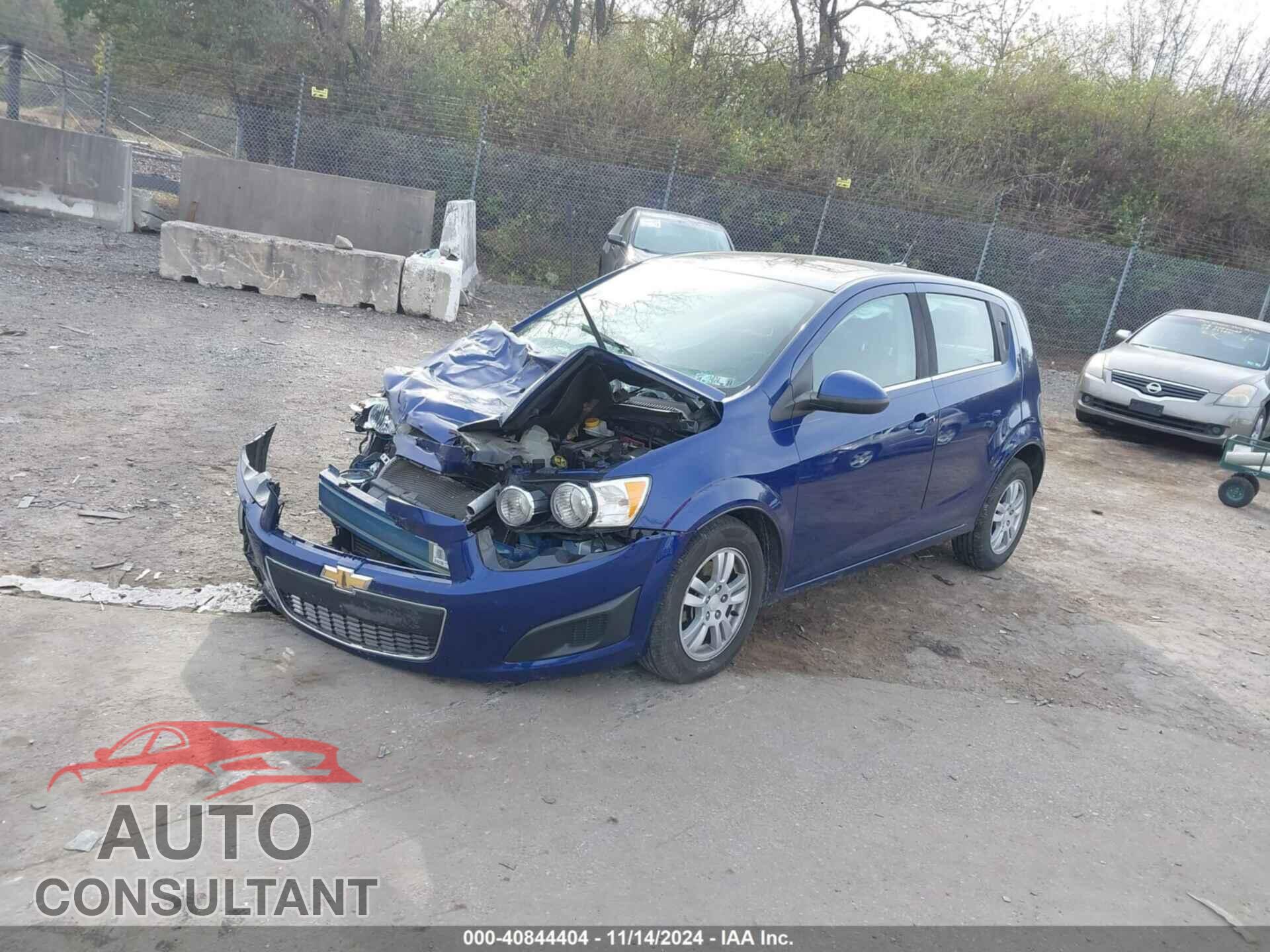 CHEVROLET SONIC 2014 - 1G1JC6SB7E4123221