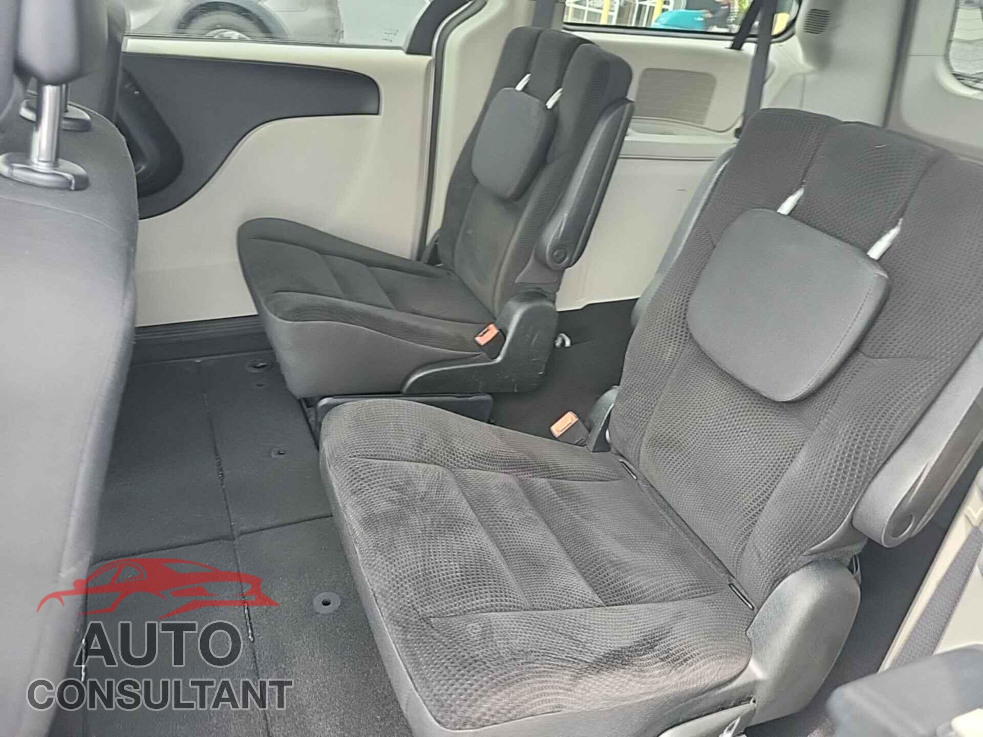 DODGE GRAND CARAVAN 2018 - 2C4RDGBG1JR143707