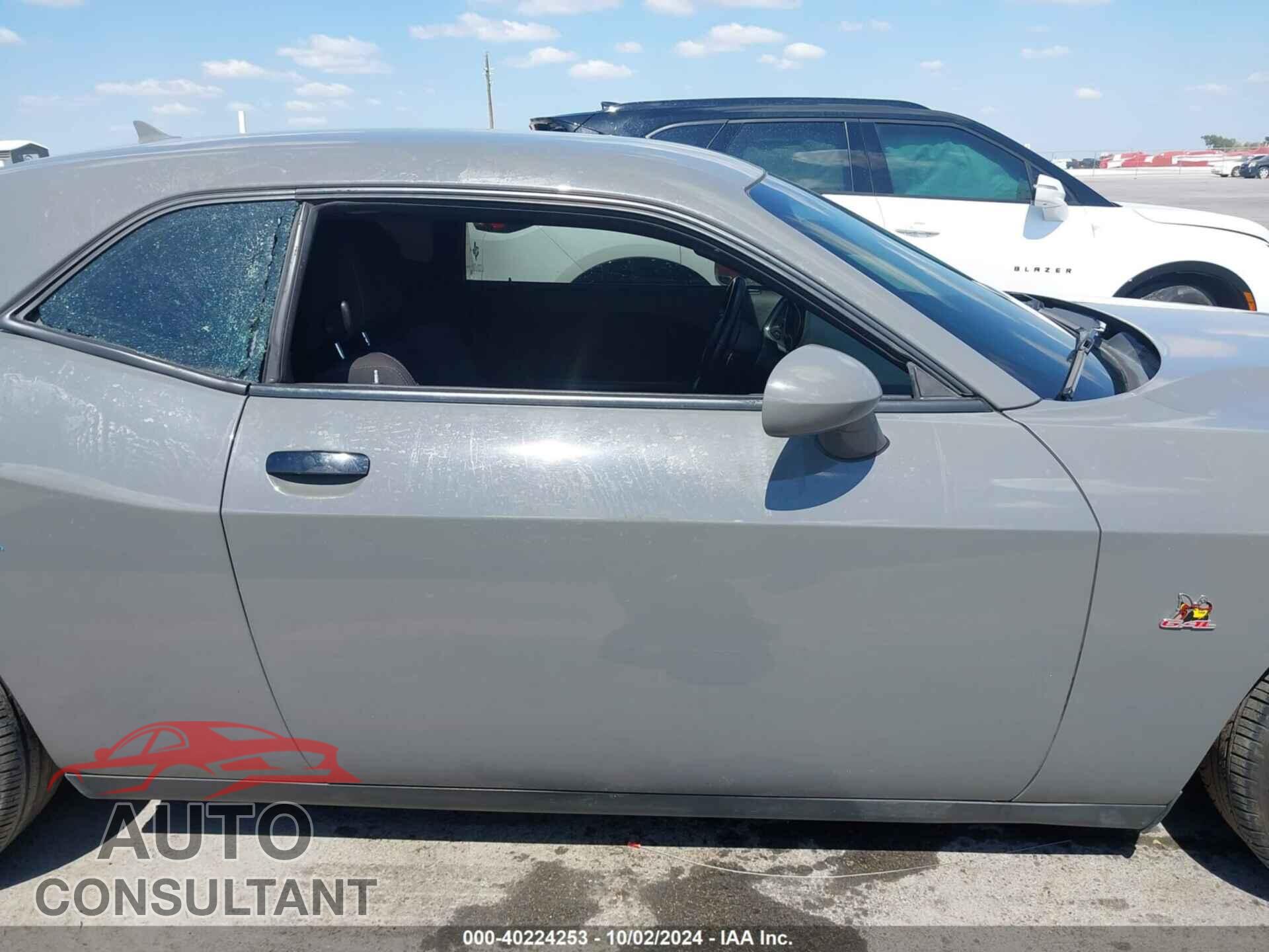 DODGE CHALLENGER 2018 - 2C3CDZFJ8JH166015