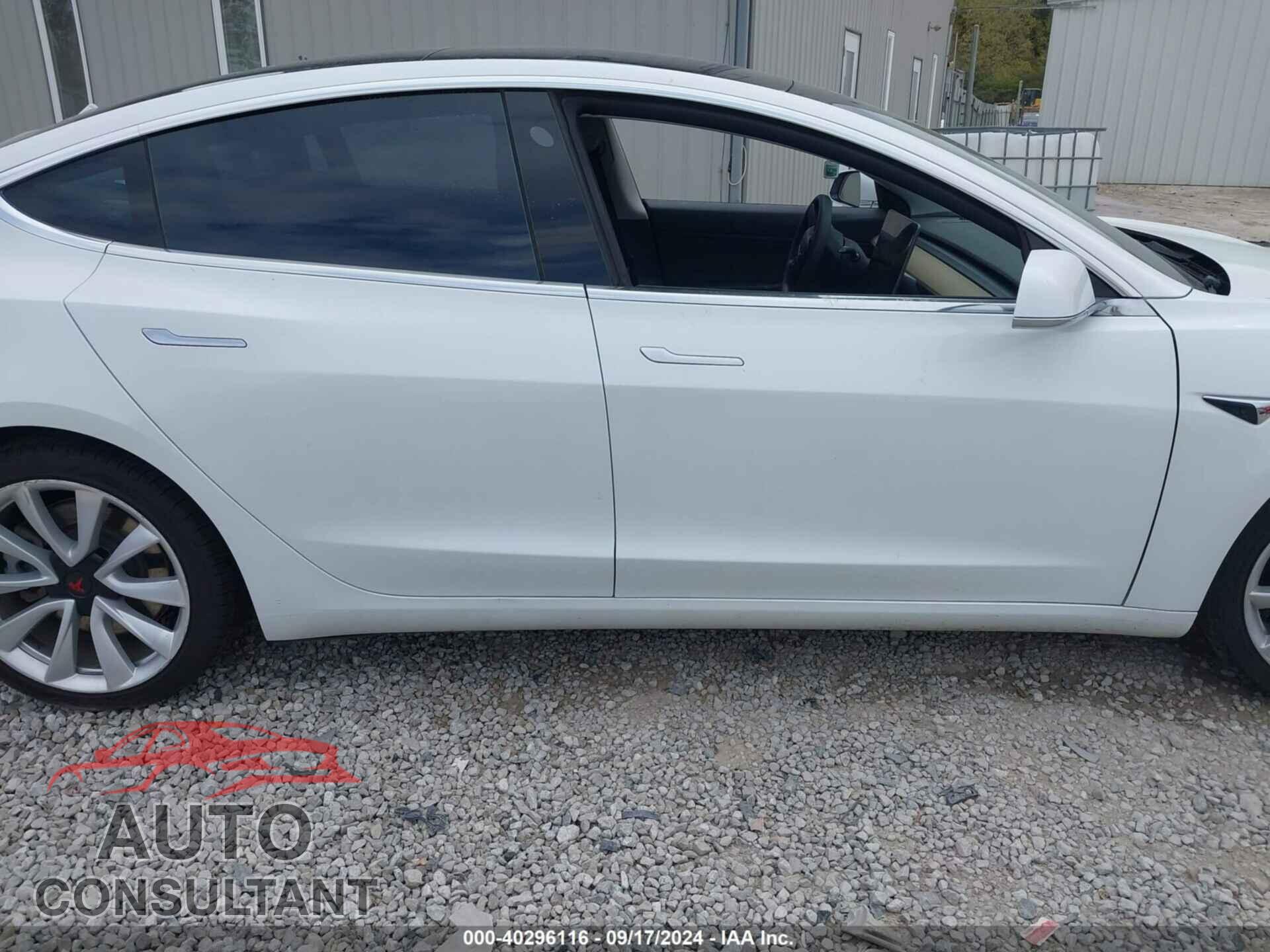 TESLA MODEL 3 2019 - 5YJ3E1EA5KF466517