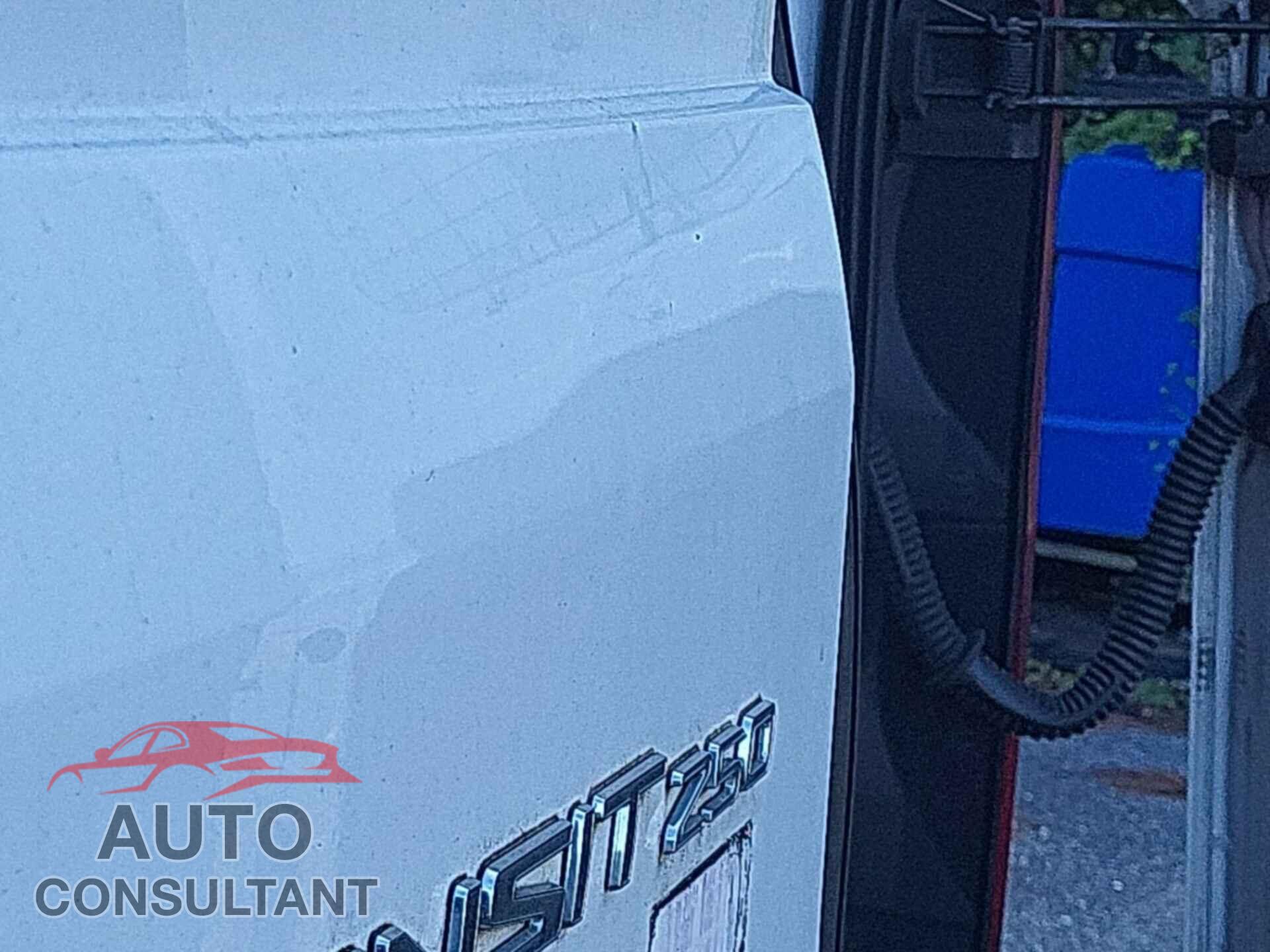 FORD TRANSIT-250 2017 - 1FTYR1YM6HKA31971