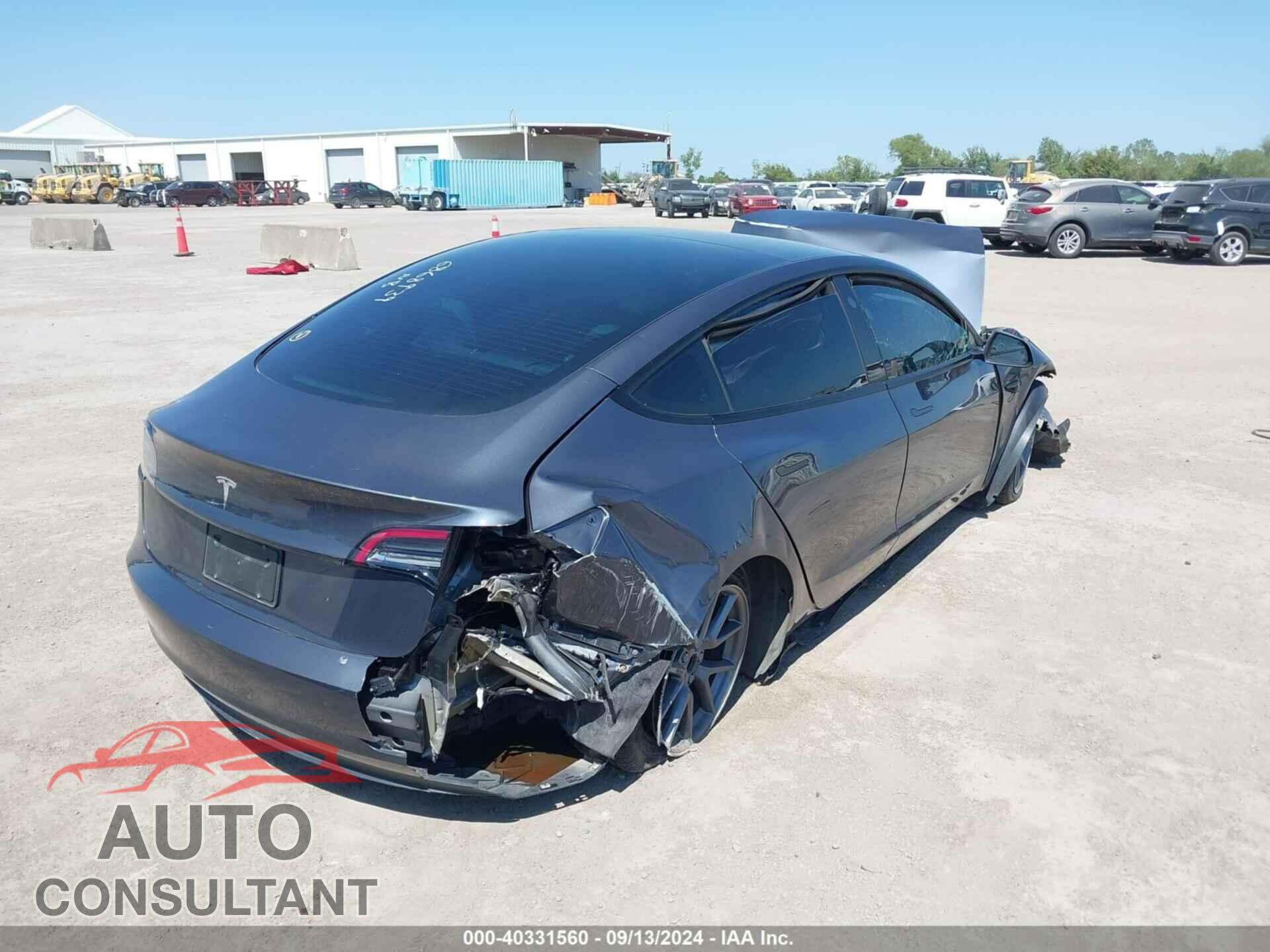 TESLA MODEL 3 2023 - 5YJ3E1EA5PF582274