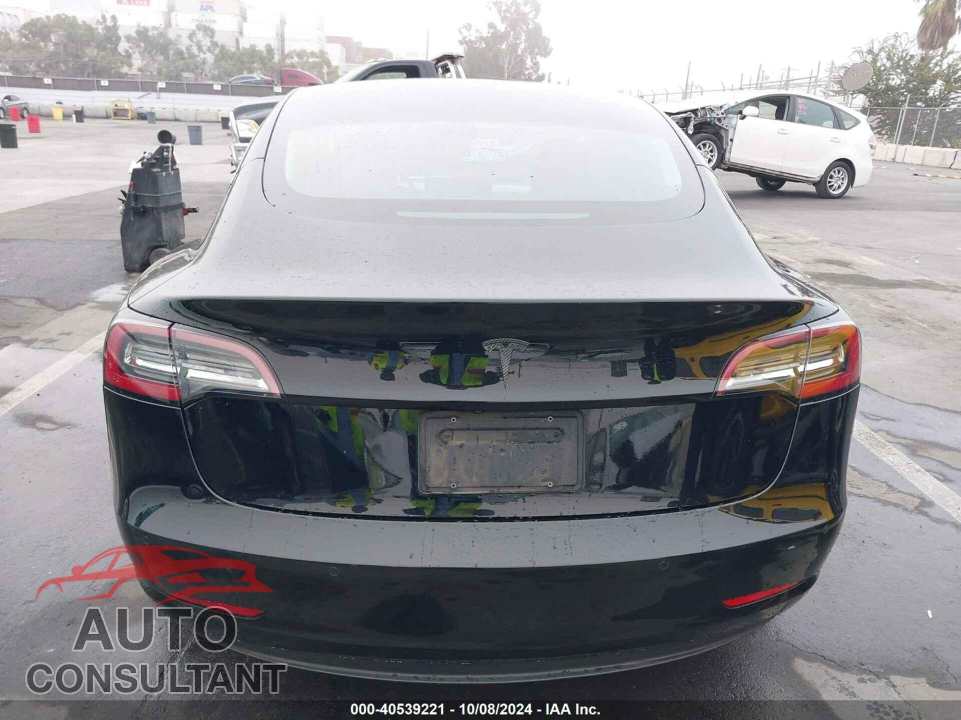 TESLA MODEL 3 2019 - 5YJ3E1EA1KF190143