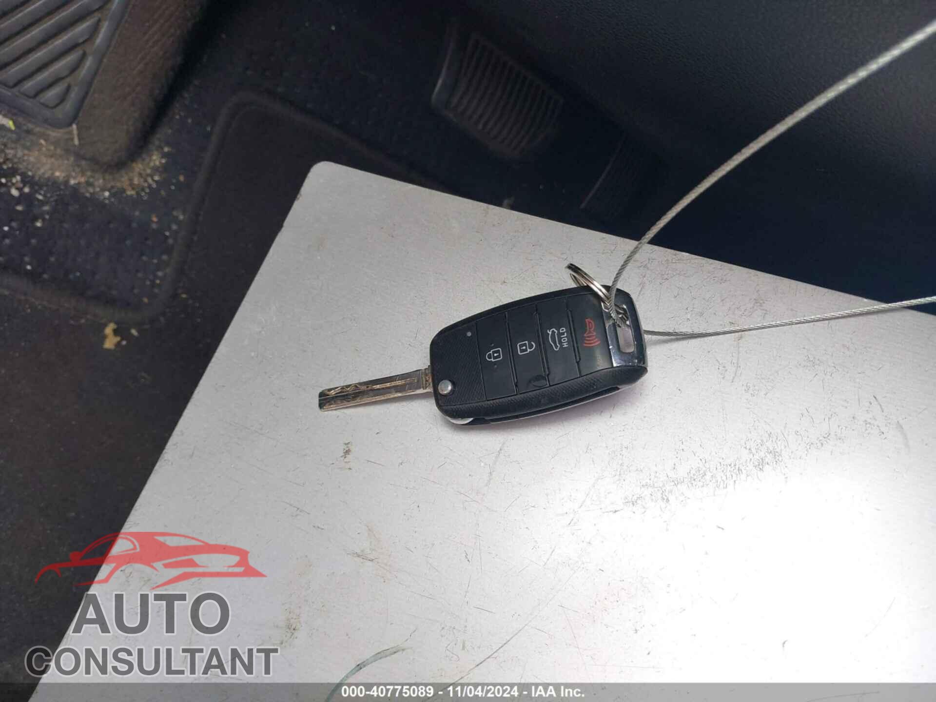 KIA RIO 2016 - KNADN5A36G6577127