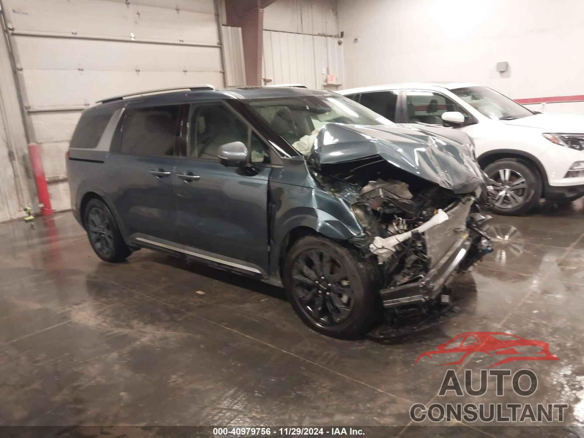 KIA CARNIVAL MPV 2024 - KNDNE5H32R6394033