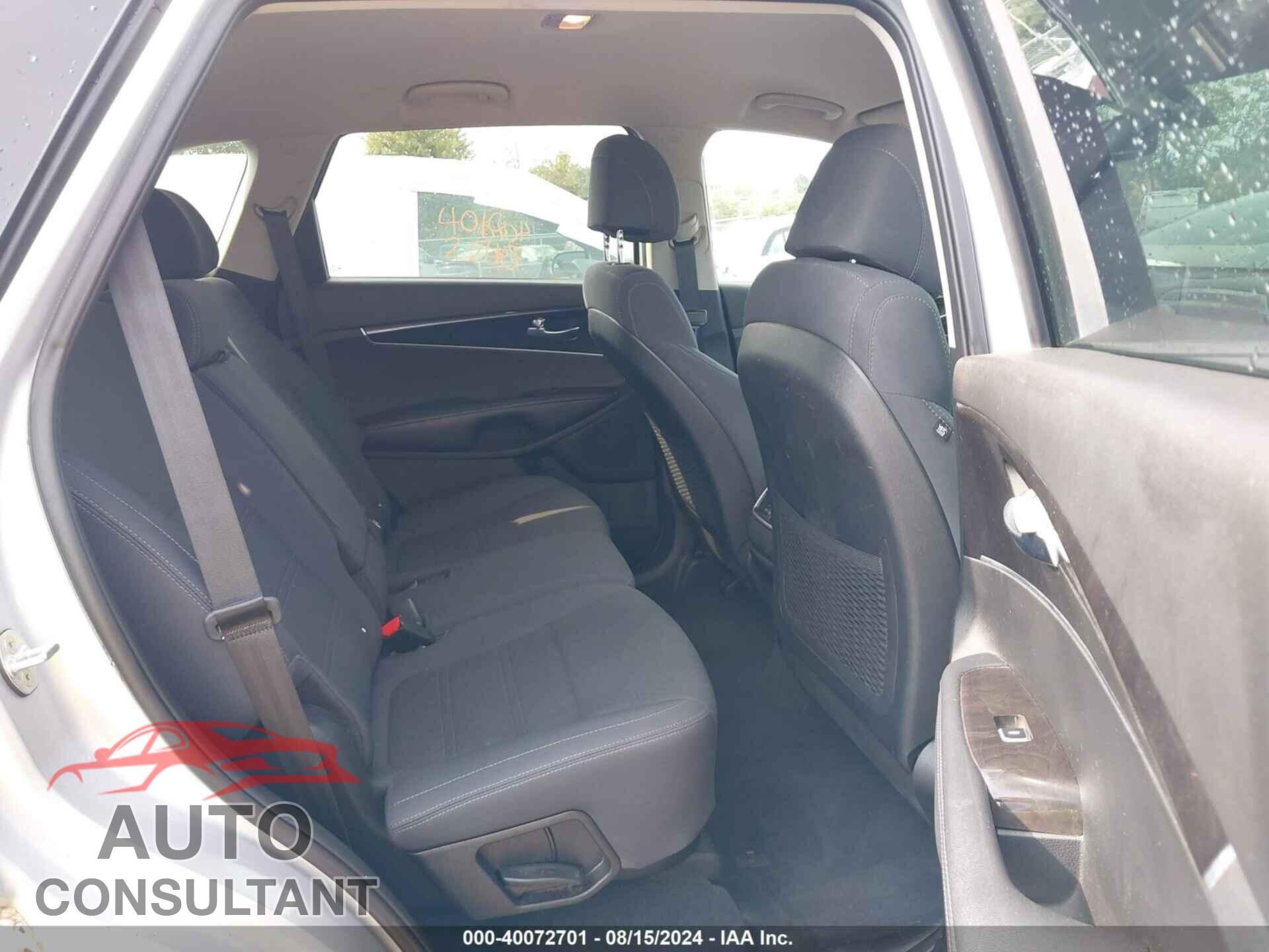 KIA SORENTO 2017 - 5XYPG4A37HG295260