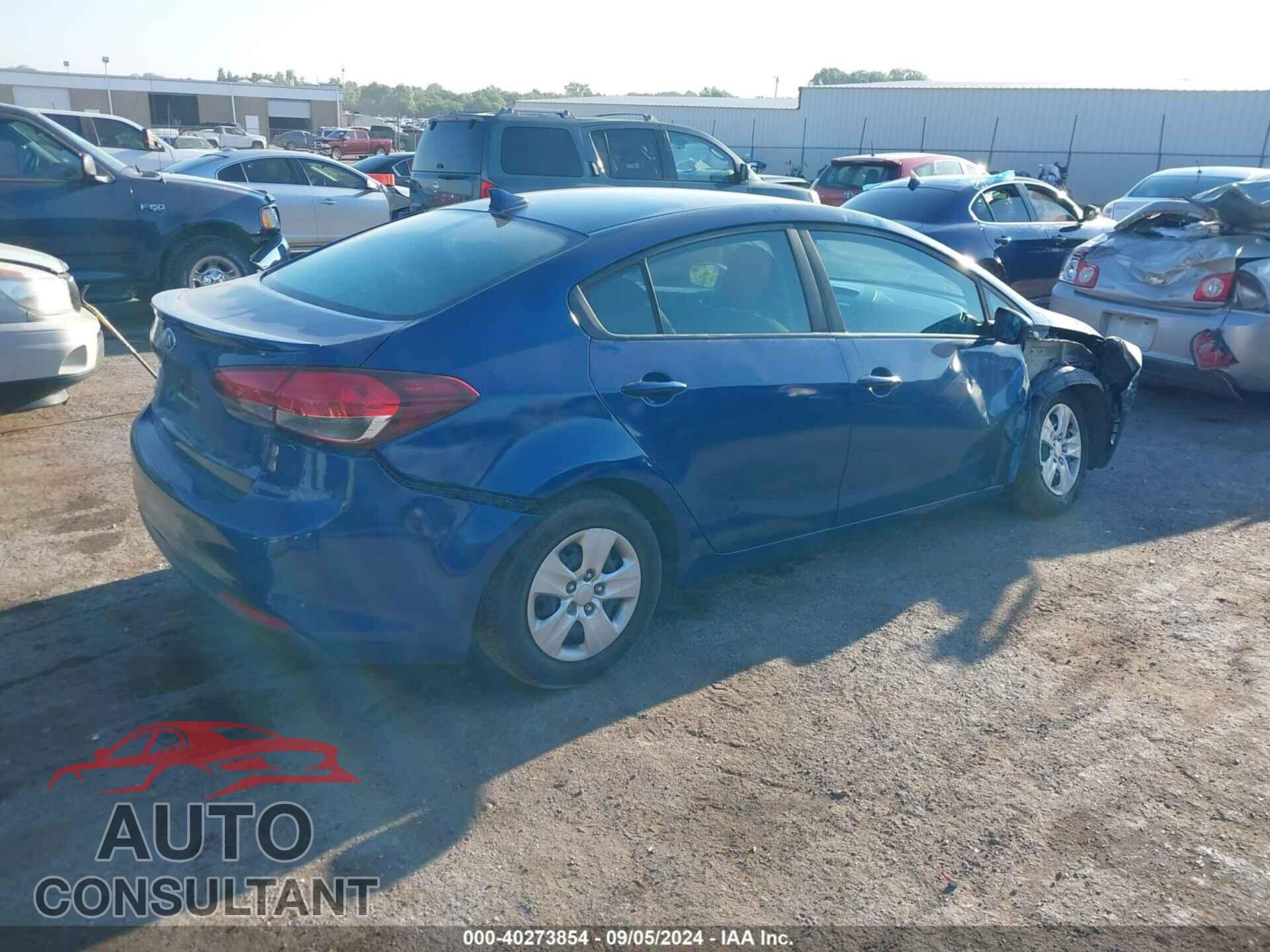 KIA FORTE 2018 - 3KPFL4A73JE219287