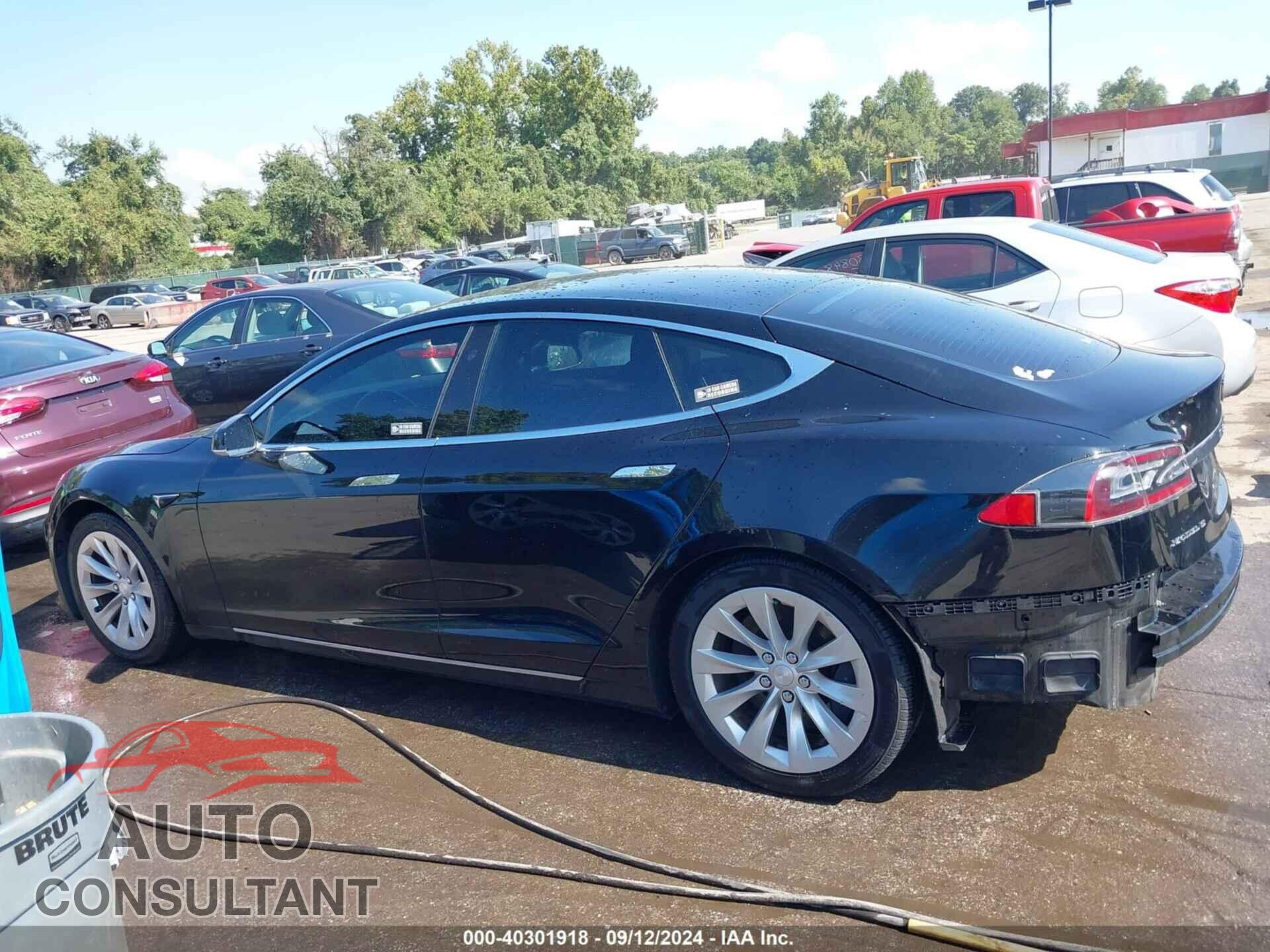 TESLA MODEL S 2018 - 5YJSA1E27JF275454