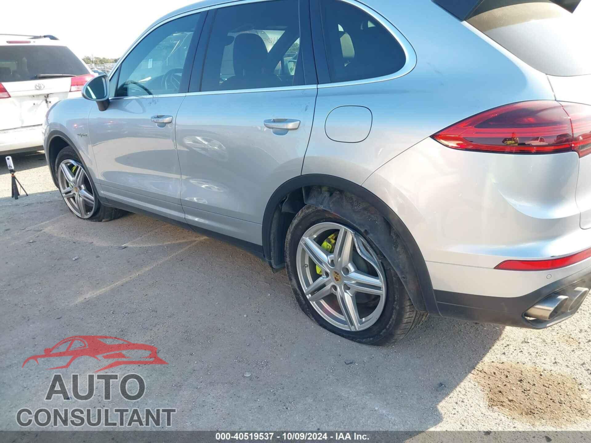 PORSCHE CAYENNE E-HYBRID 2016 - WP1AE2A26GLA62401