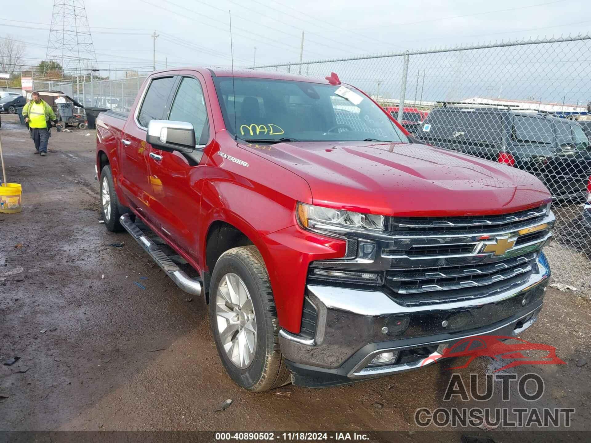 CHEVROLET SILVERADO 1500 2021 - 1GCUYGED5MZ304179