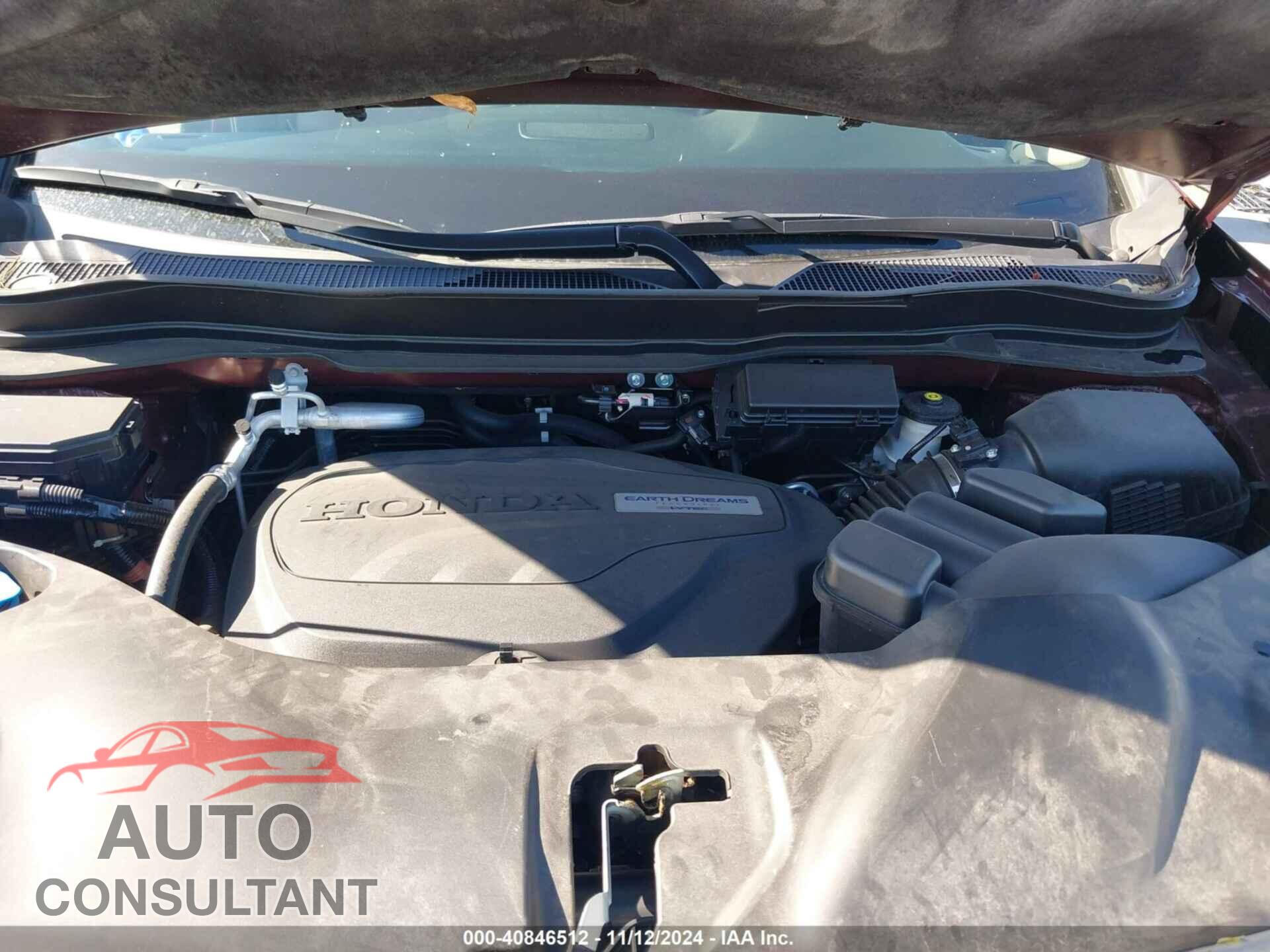 HONDA PILOT 2018 - 5FNYF6H90JB052674