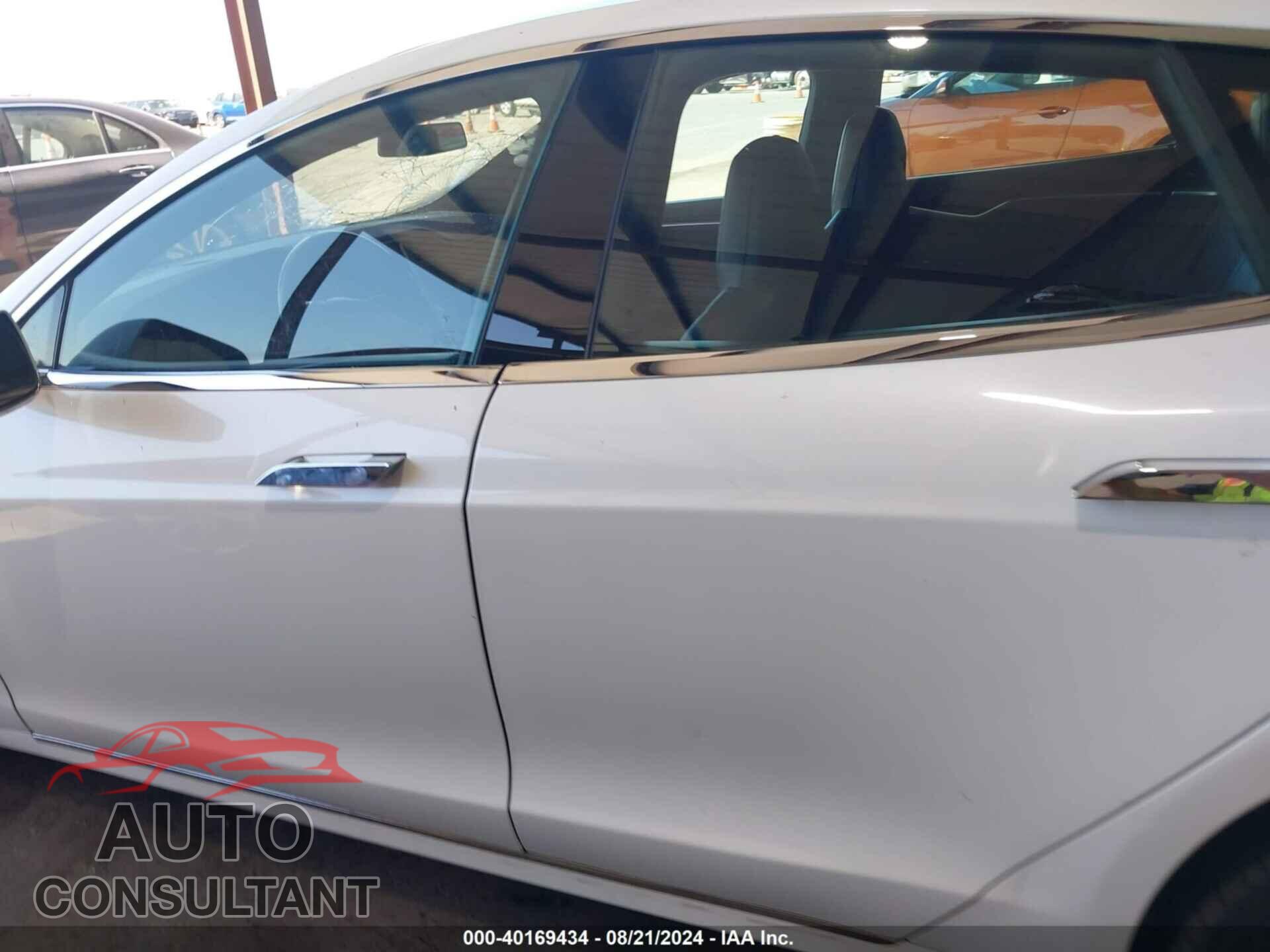 TESLA MODEL S 2016 - 5YJSA1E44GF142564