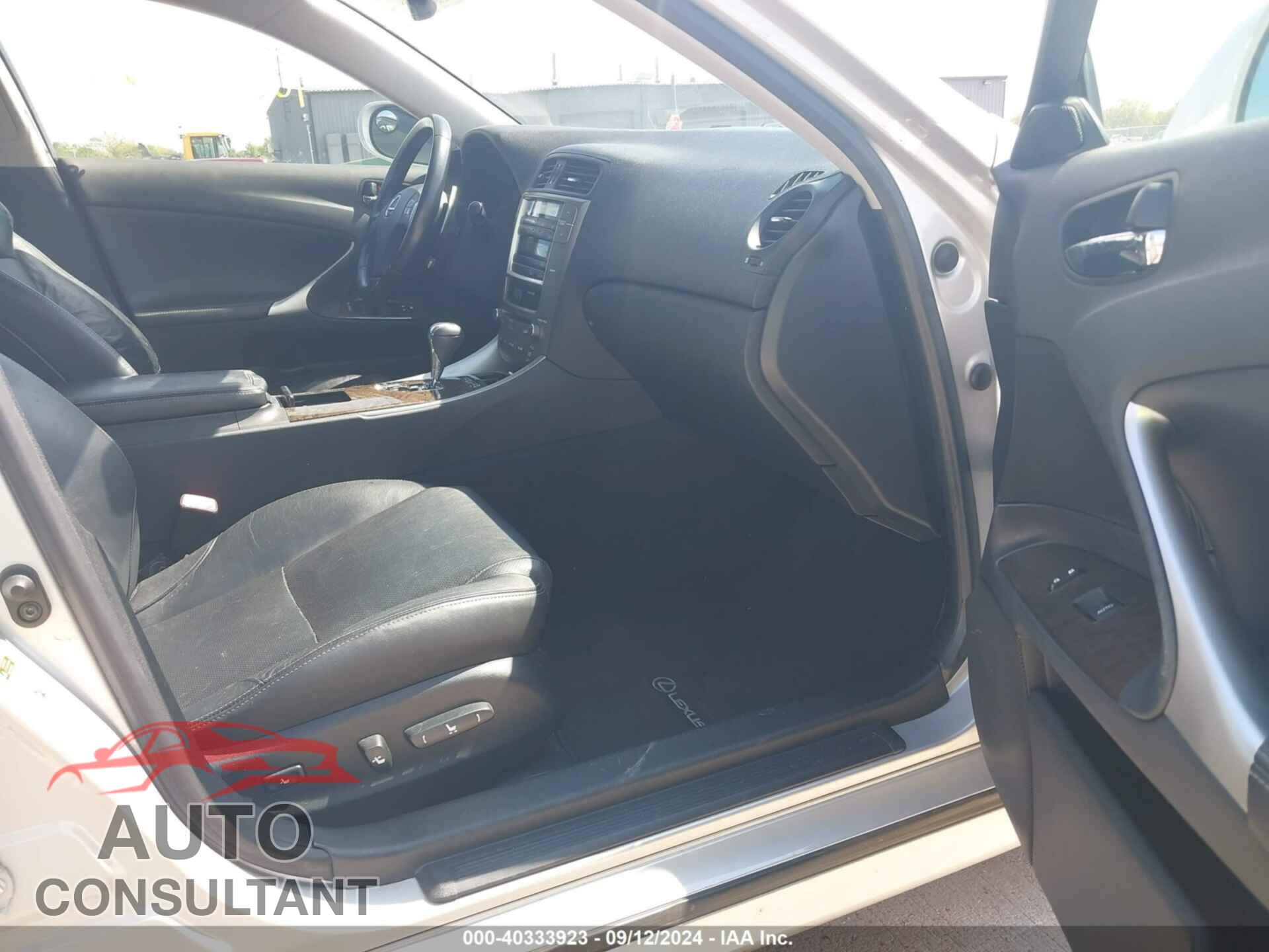 LEXUS IS 250 2010 - JTHBF5C21A5127988