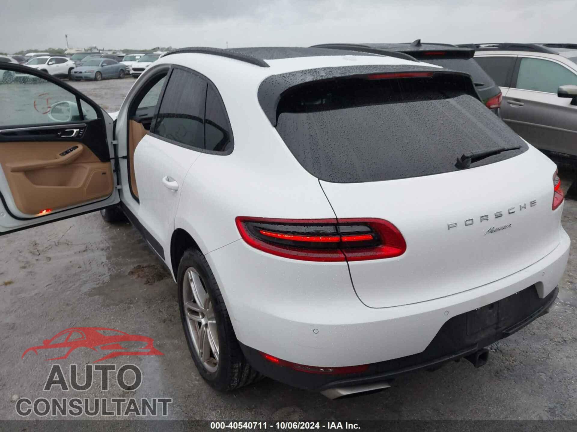 PORSCHE MACAN 2017 - WP1AA2A52HLB09432