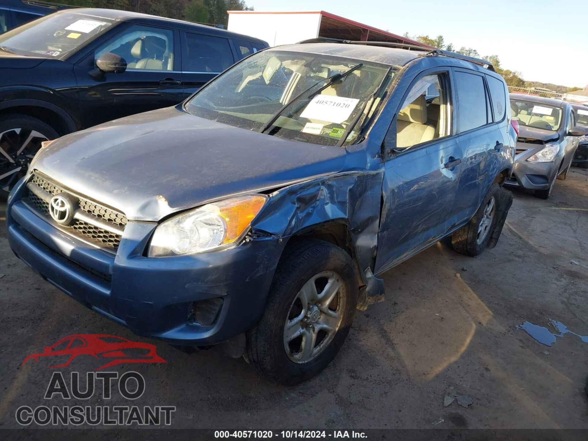 TOYOTA RAV4 2011 - JTMBF4DV6BD040275