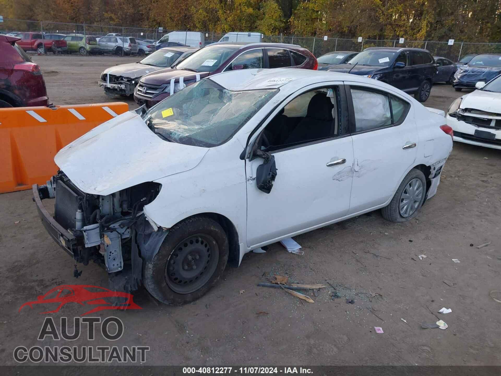 NISSAN VERSA 2018 - 3N1CN7AP9JL887950