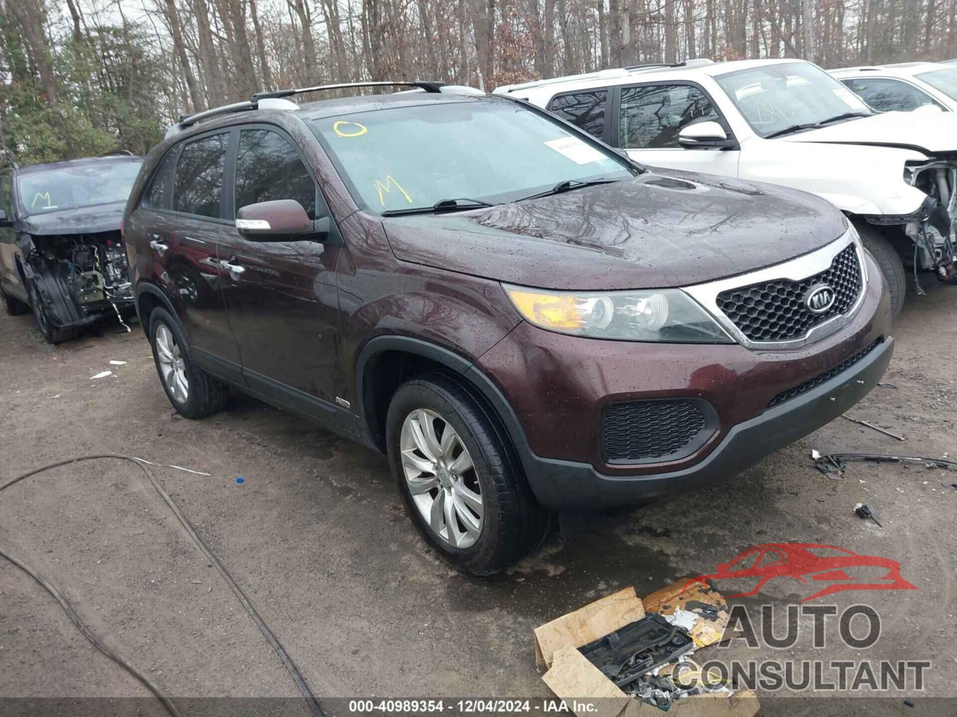 KIA SORENTO 2011 - 5XYKUDA24BG160688